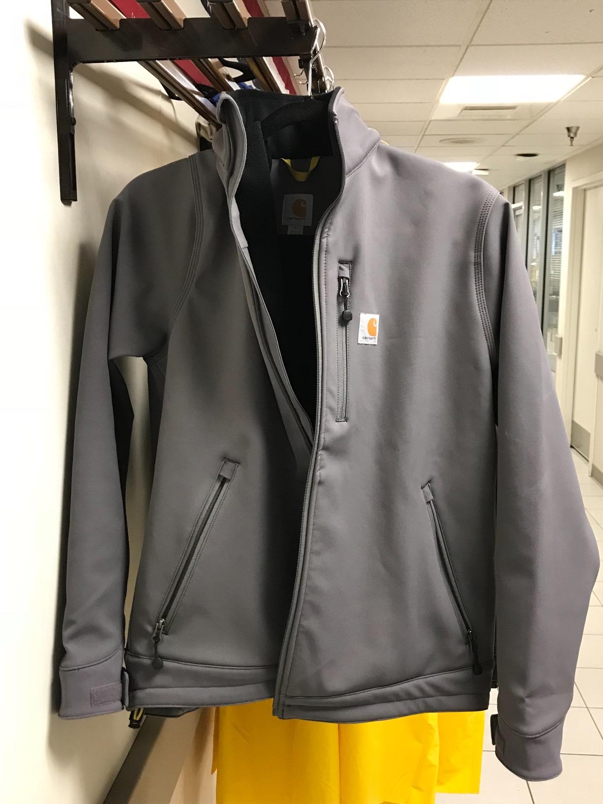 Carhartt Men's Crowley Softshell Jacket customer photo 2