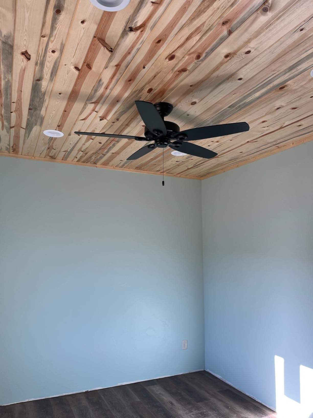 Hunter Builder Elite, Outdoor or Indoor, Ceiling Fan, 52 inch, Matte Black | No Light, Standard Mount, Pull Chain, 5 Blades, For Living Room, Patio, Porch, 53294 customer photo 2