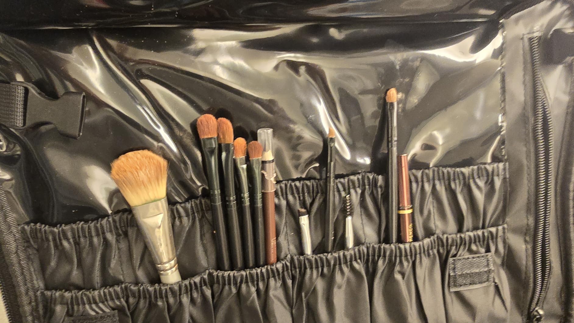 MONSTINA Large Makeup Case, 3 Layers Makeup Bag Cosmetic Organizer Brush Bag Barber Train Case Makeup Artist Box for Hair Curler Hair Straightener Brush Set and Cosmetics customer photo 1