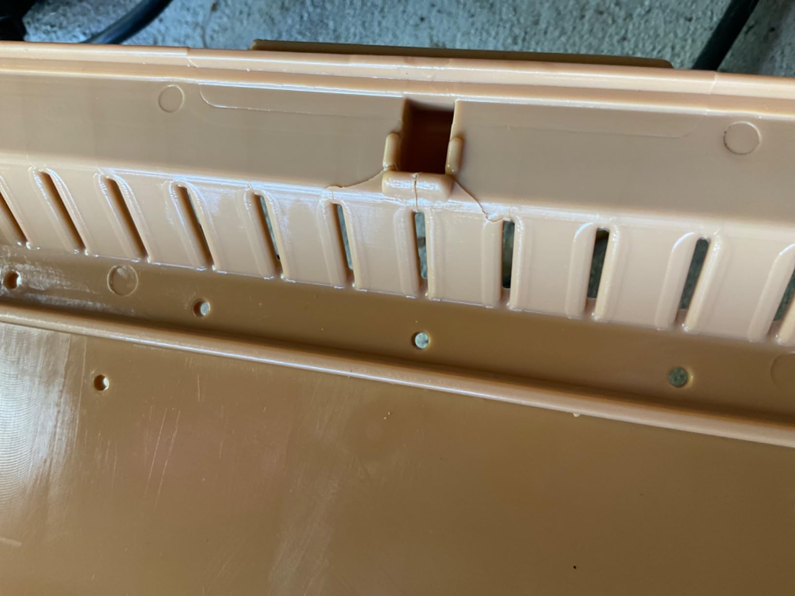 Premium Screened Bottom Board 10 Frame Langstroth for Wood Hives with Built in Pollen Trap and Pollen Drawer, Entrance Reducers and Ventilation System for Moisture Control customer photo 1