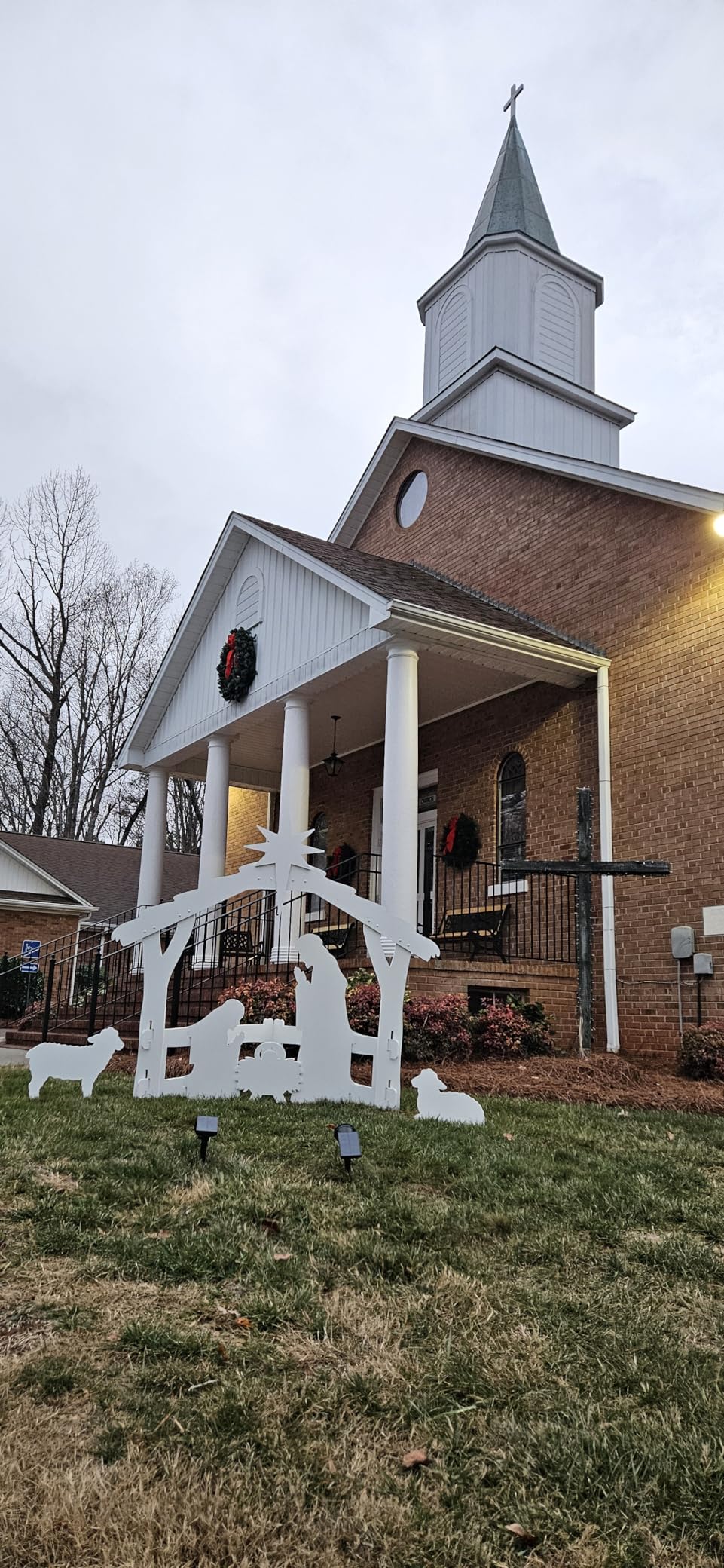 Large White Outdoor Nativity Set customer photo 2