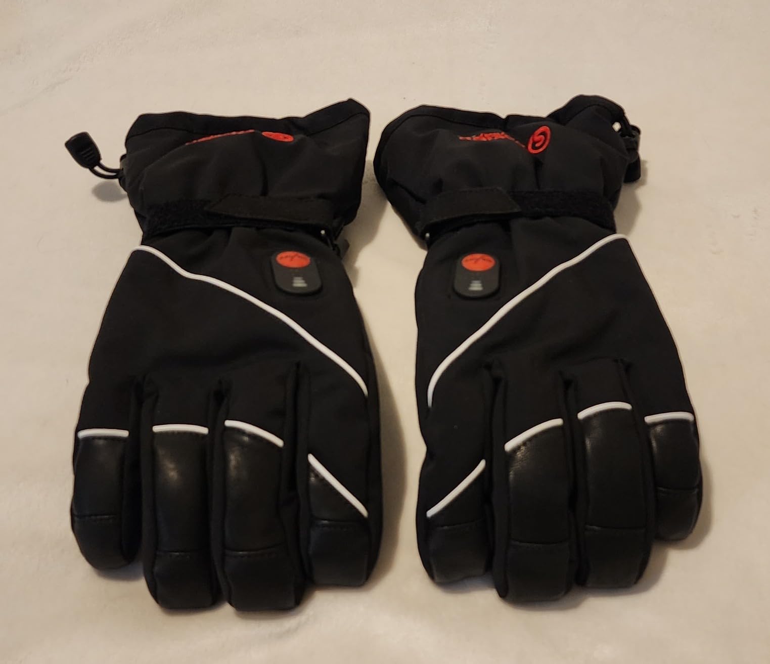 SAVIOR HEAT Heated Gloves for Men Women, Rechargeable Electric Heated Leather Skiing and Snowboarding Gloves customer photo 2