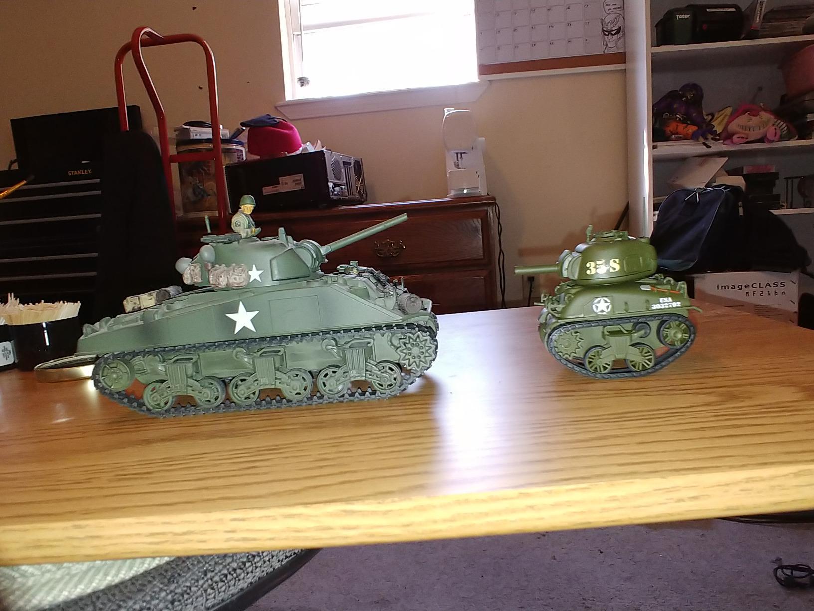 Meng WWT-002 M4A1 Sherman U.S Medium Tank World War Toon Model customer photo 1