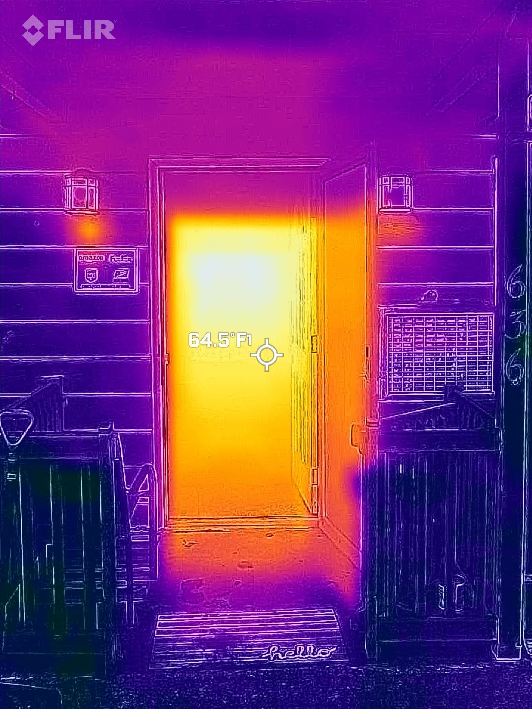 FLIR ONE Thermal Imaging Camera for Android USB-C, 240x180 MSX | Samsung/Pixel USB-C, 80x60 native IR, MSX, inspection guides, 1.5m drop, case, USB cable customer photo 2