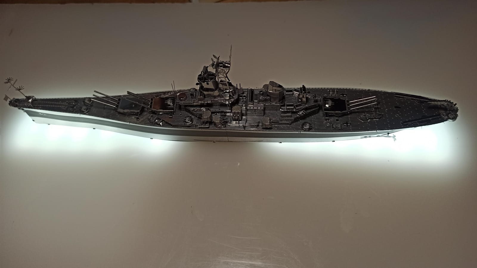 Fascinations Metal Earth Premium Series USS Missouri (BB-63) 3D Metal Model Kit customer photo 1