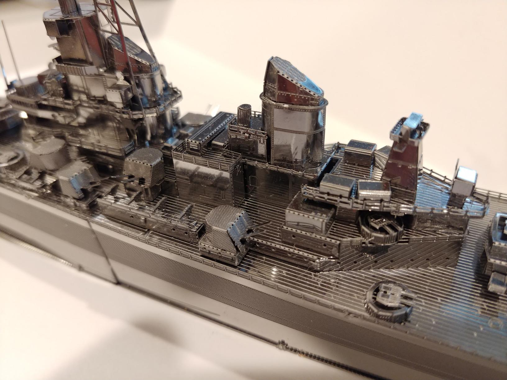 Fascinations Metal Earth Premium Series USS Missouri (BB-63) 3D Metal Model Kit customer photo 2