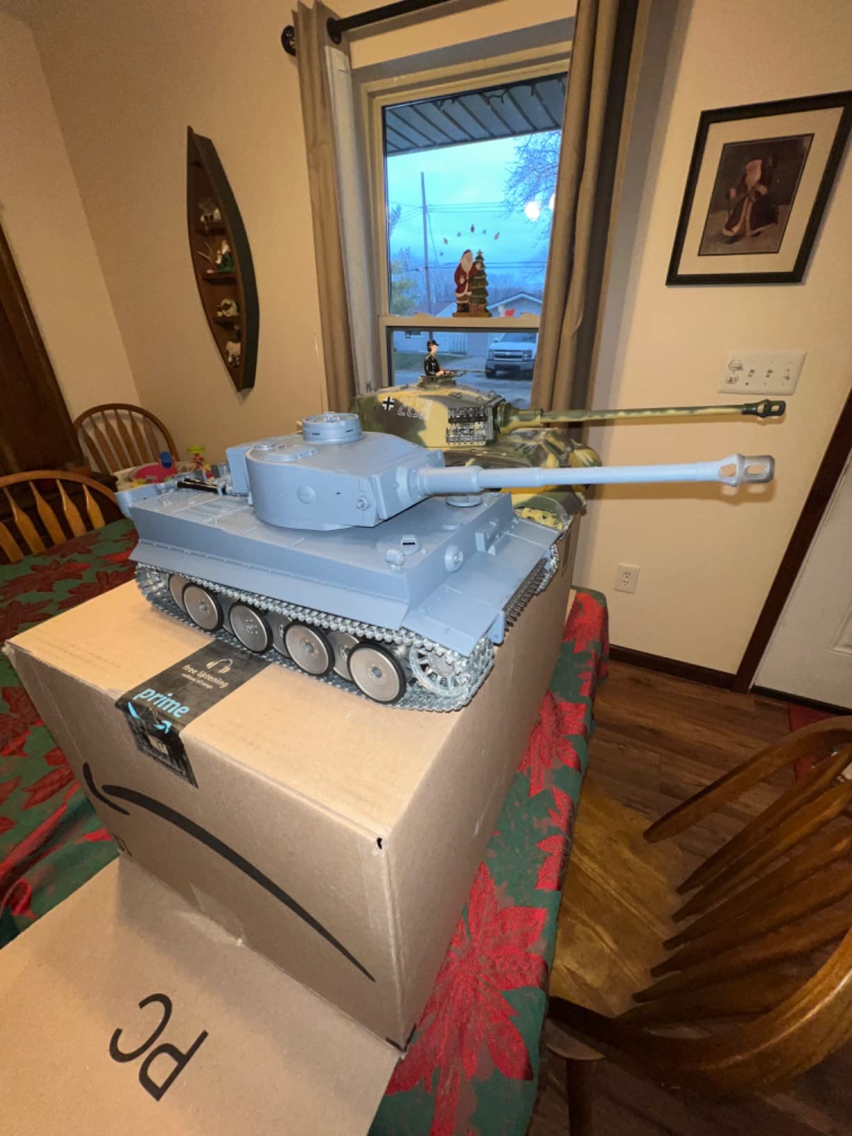1/16 2.4ghz Remote Control German Tiger I Gray Color Tank Adults Model Toy (Upgraded/Metal Road Wheel & Tracks & Sprocket Wheel & Idle Wheel) (Steel Gear Gearbox) (5000mah Nimh Battery) (Airsoft) customer photo 1