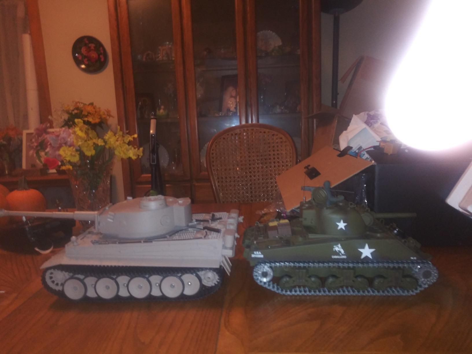 Modified TK7.0 Edition 1/16 2.4ghz Remote Control US M4A3 Sherman Tank Model(360-Degree Rotating Turret)(Steel Gear Gearbox)(3800mah Battery)(Metal Tracks &Sprocket Wheel & Idle Wheel) customer photo 1
