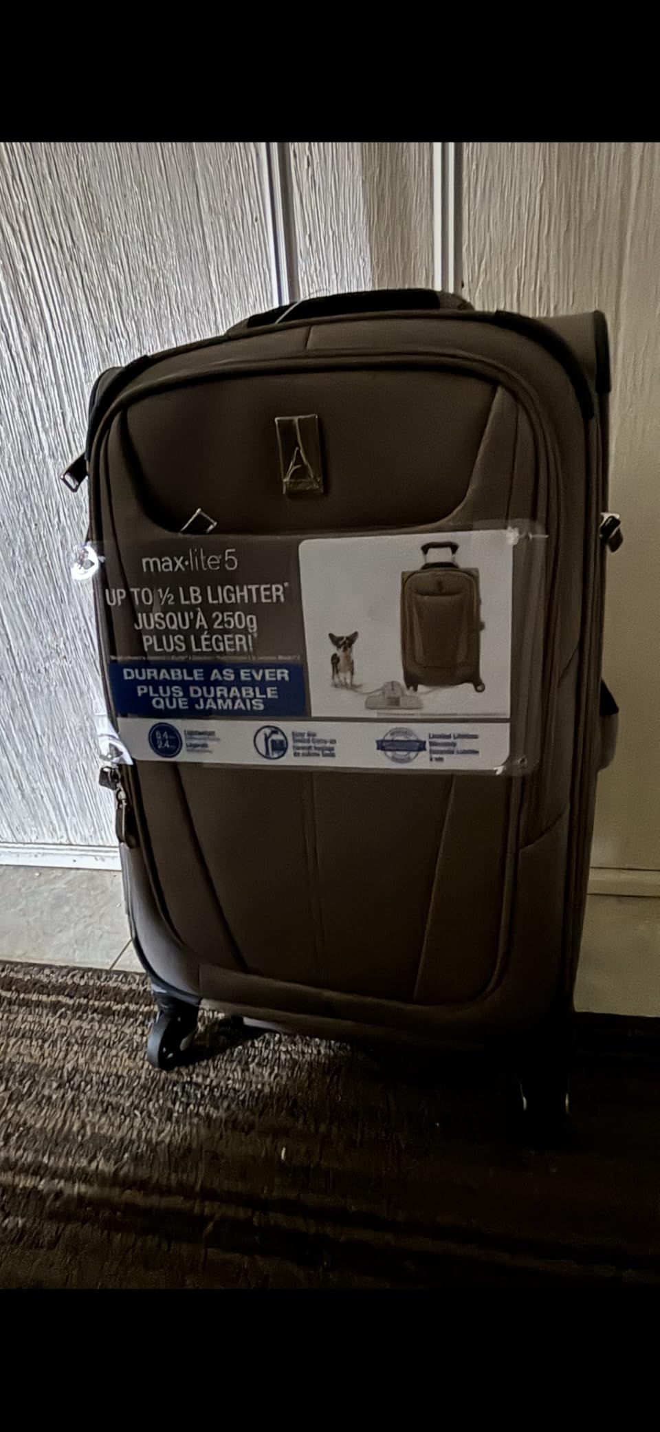 Travelpro Maxlite 5 Softside Carry-On Luggage Spinner, Black, 21-Inch | Expandable With 4 Wheels, Lightweight & Versatile Travel Design, Men & Women customer photo 1