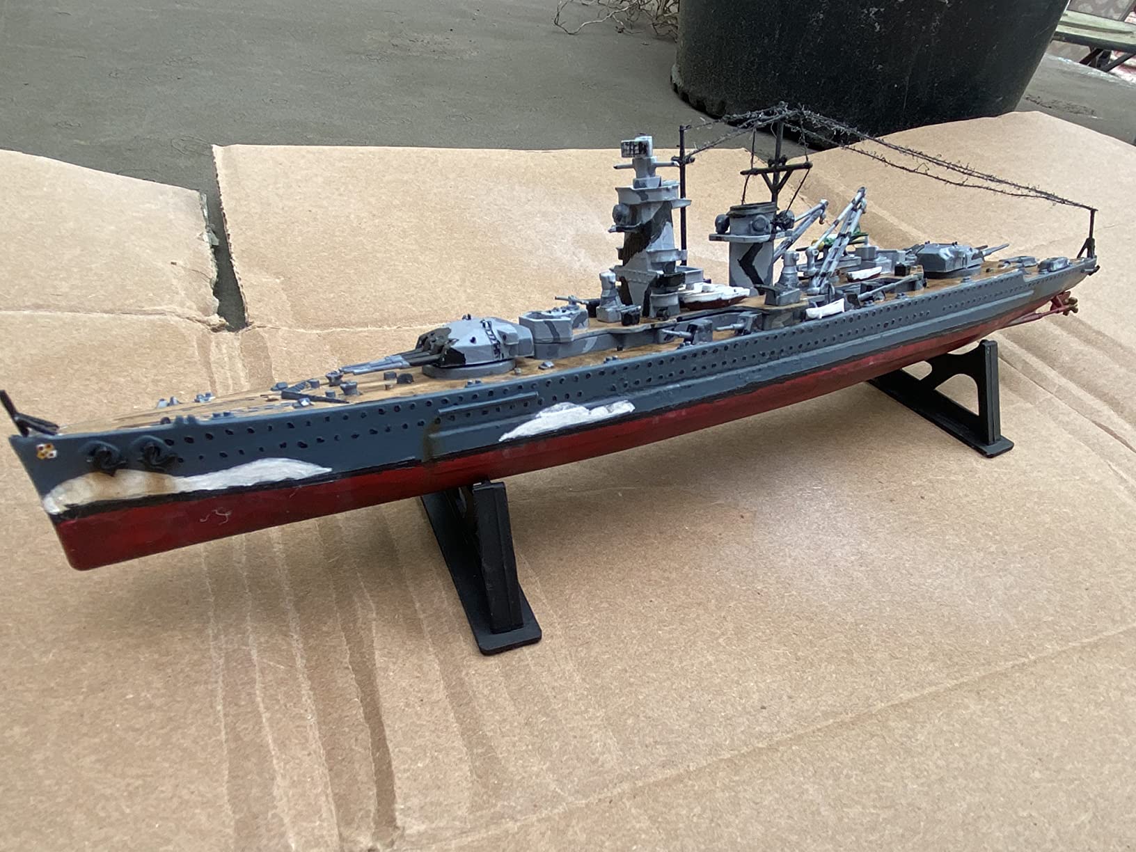 Airfix Ship Model Kit Vintage Classics - A04212V HMS Belfast, Plastic Watercraft Model Kits for Adults & Kids Ages 8+, Skill Level 3, 1:600 Scale WW2 Warship Models, Miniature Battleship Navy Gifts customer photo 1
