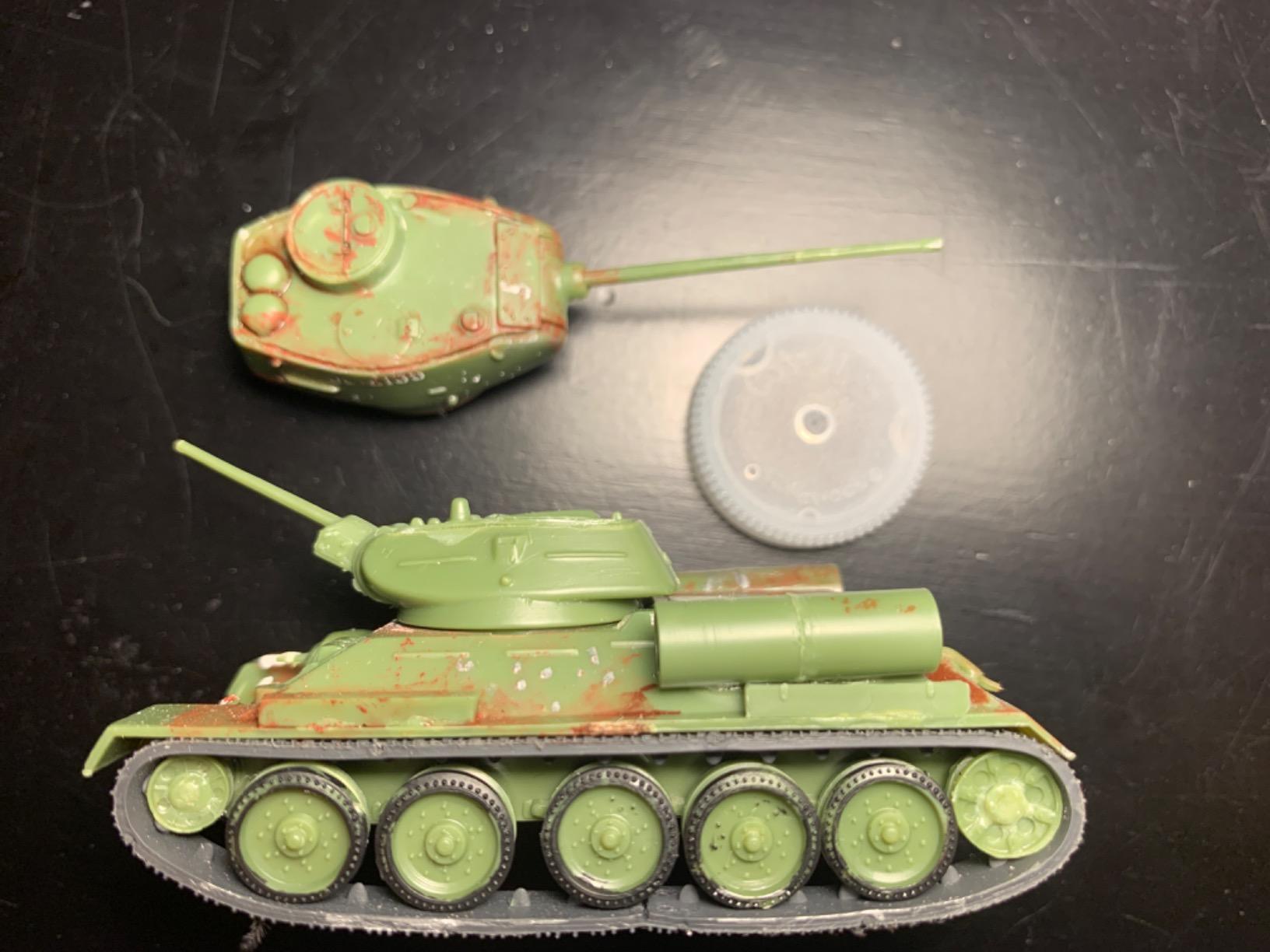 Airfix Model Tank - A01316V Russian T34, Plastic Model Kits for Adults & Kids 14+, 1:76 Scale, Skill Level 2, WW2 Theme Military Models, World War 2 Tanks customer photo 1