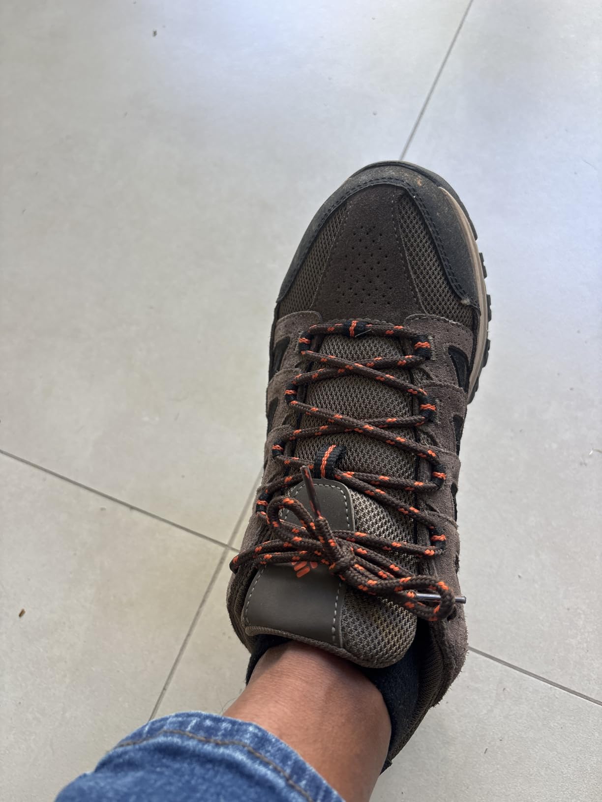 Columbia Men's Crestwood Hiking Boots customer photo 1