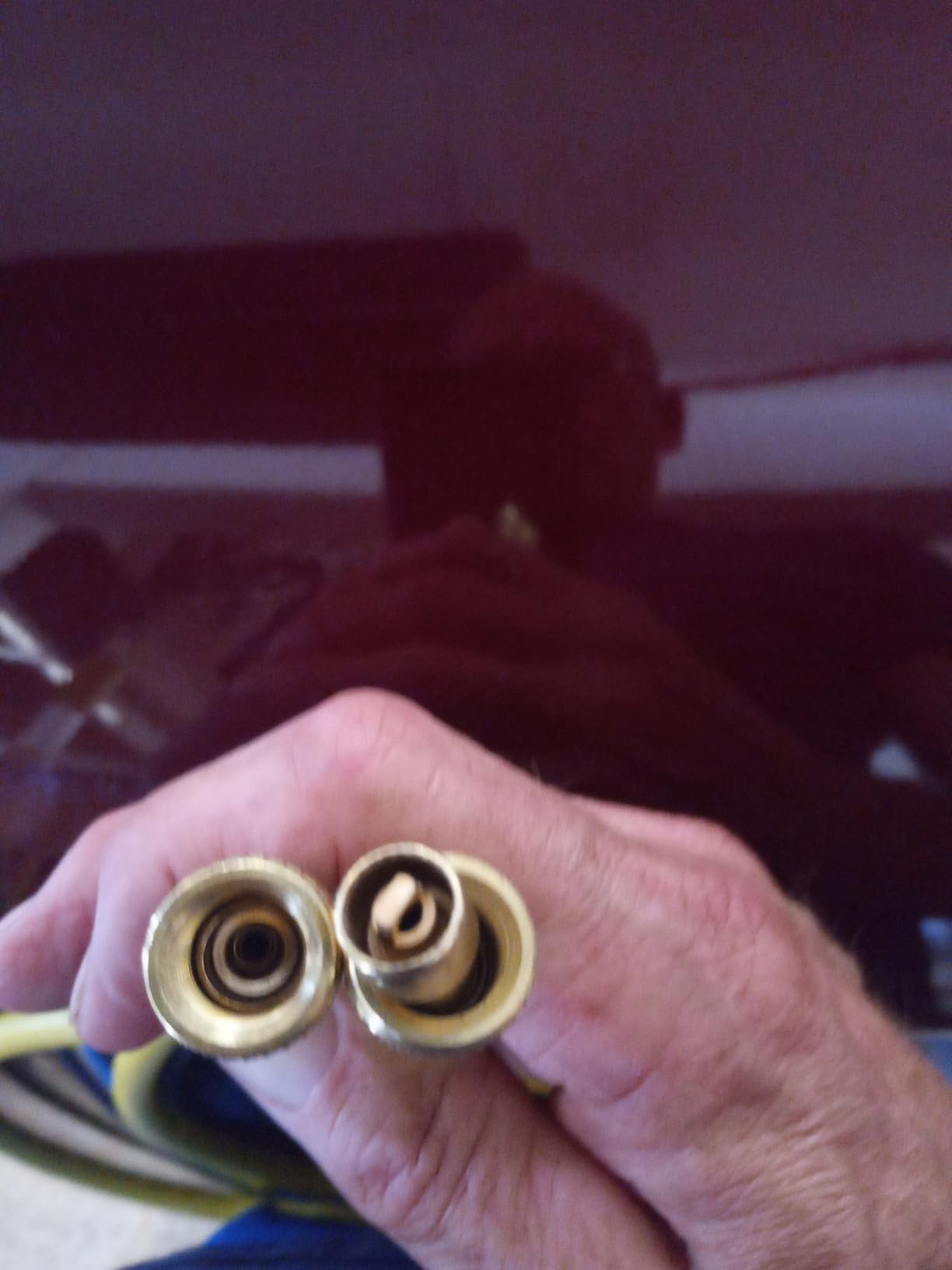 OMT 3-Way AC Gauges for R134a R12 R22 R502 Refrigerant, 5ft Hoses | Includes R134a Couplers Self-Sealing Piercing Can Taps 29° Adapter; Solid Brass Build; Ideal for Auto Freon Recharge customer photo 1