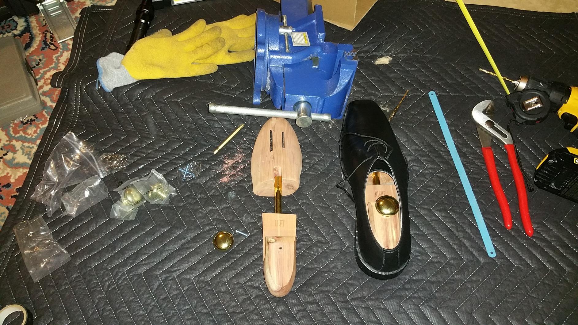 Cedar Shoe Trees for Men, Wood, Single Tube, 2 Pack, 7-14 Size customer photo 1