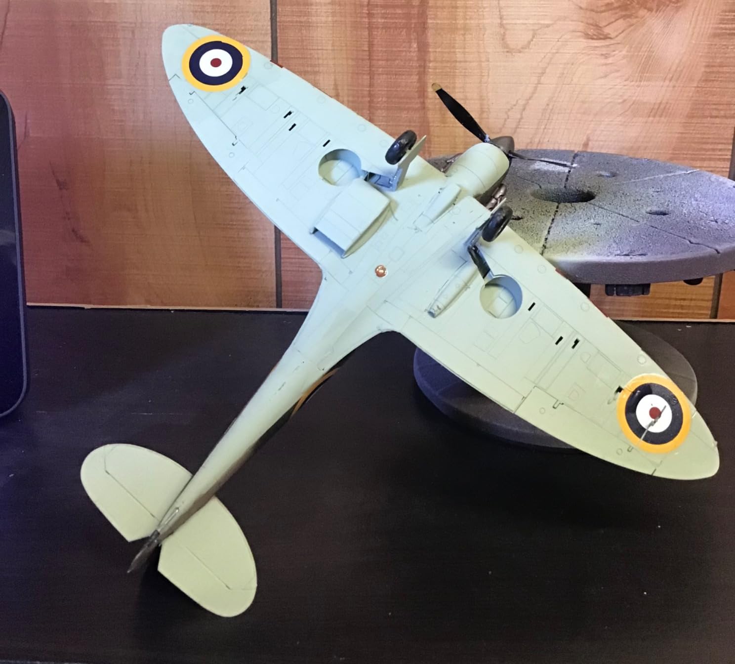 Tamiya 61119 1/48 Supermarine Spitfire MK.I Plastic Model Airplane Kit customer photo 2
