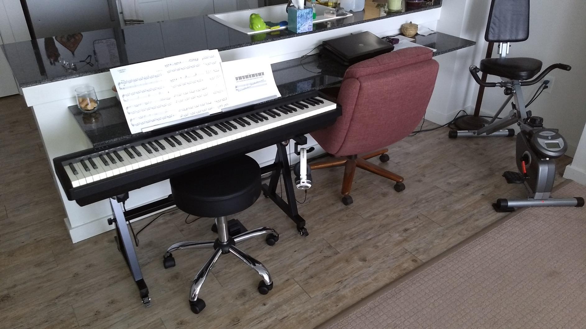 Roland FP-10 Compact 88-Note Digital Piano | SuperNATURAL Piano Tones, Authentic Acoustic Feel Keyboard, Great for Beginners & Experienced Players customer photo 2