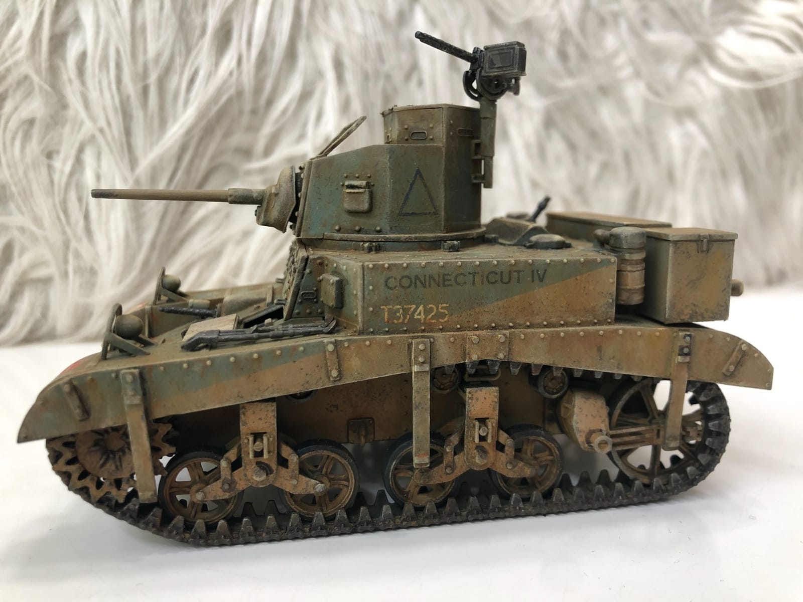 Airfix Tiger I 'Early Version' 1:35 WWII Military Tank Armor Plastic Model Kit A1363 customer photo 1