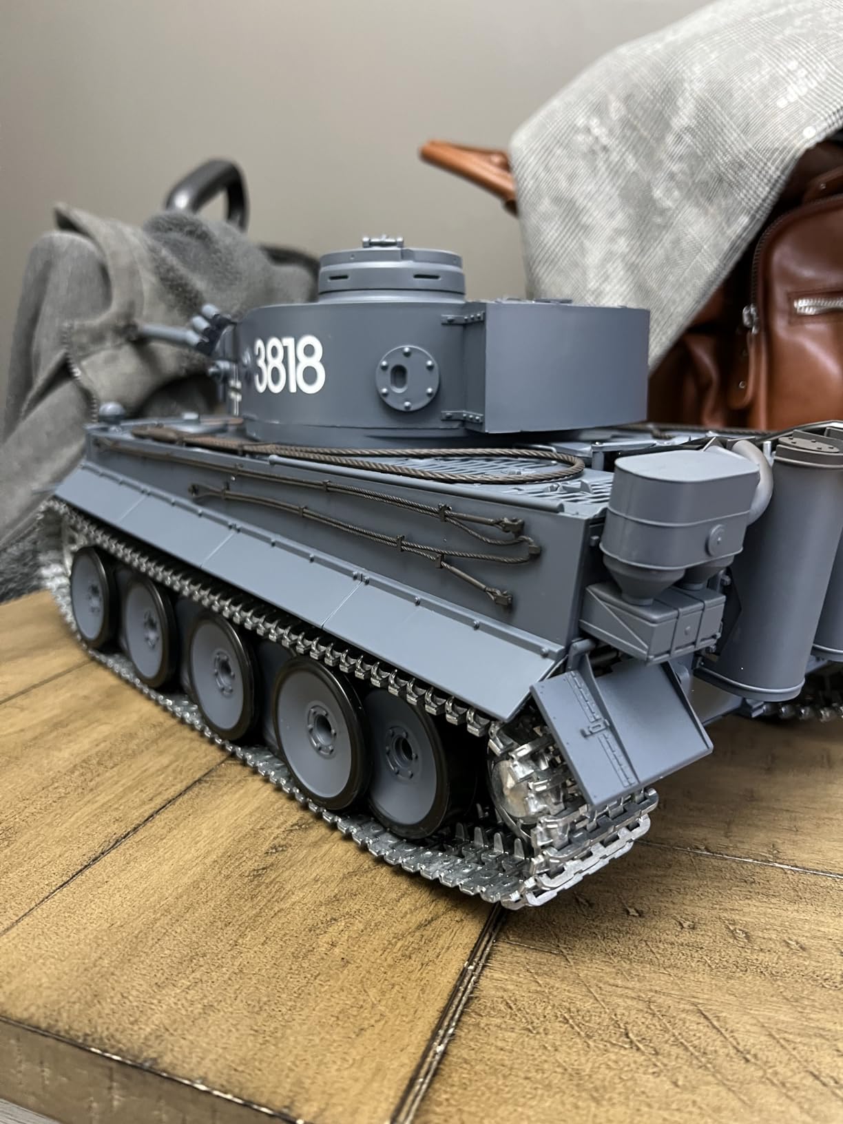 Toucan RC Hobby US in Stock Upgraded 1/16 German Tiger I Rc Tank 3818 Upgraded Metal Tracks Driving Wheels customer photo 1