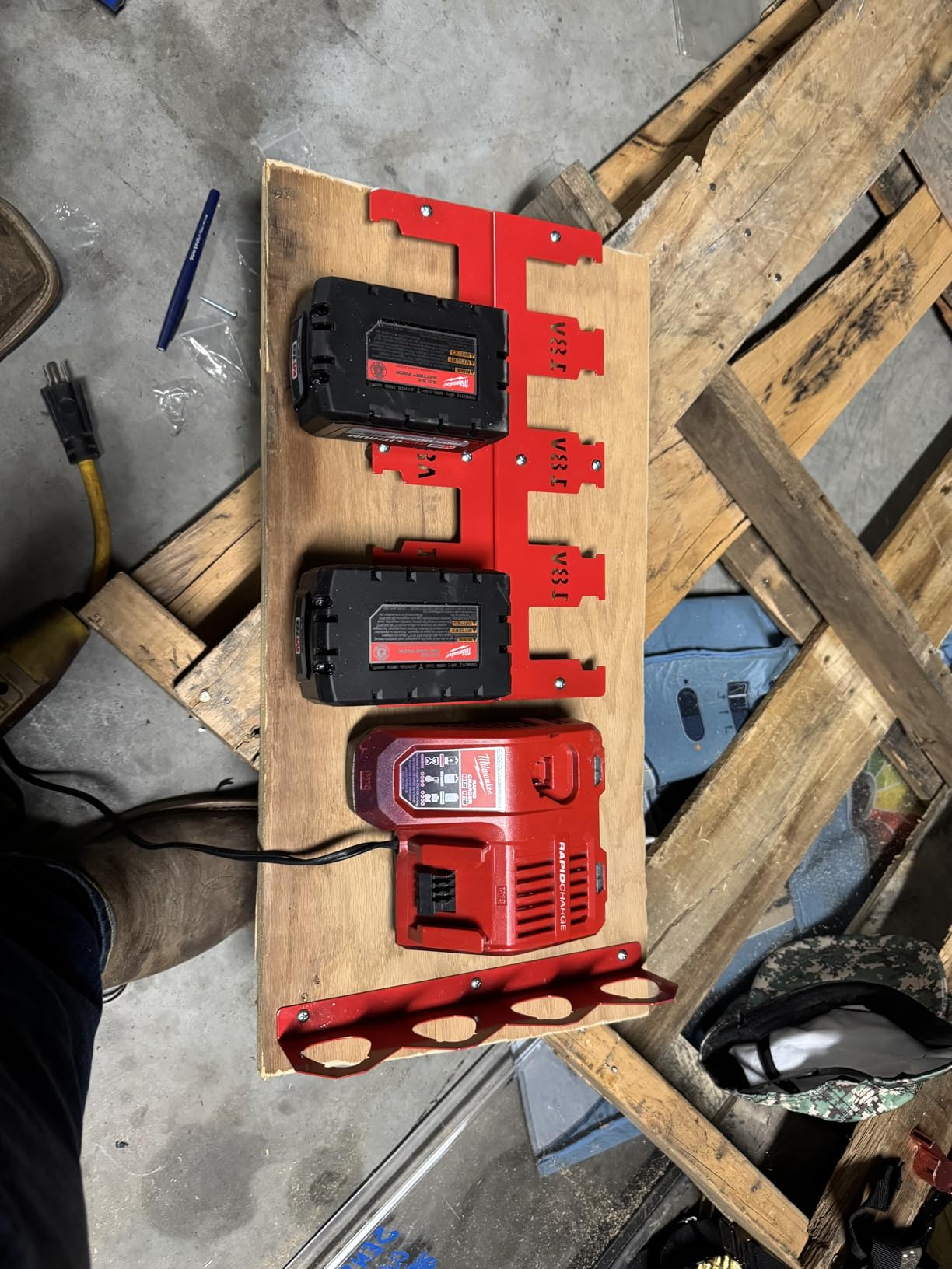 Milwaukee 48-59-1808 M12 and M18 12 Volt/18 Volt Lithium-Ion Multi-Voltage Rapid Battery Charger customer photo 1