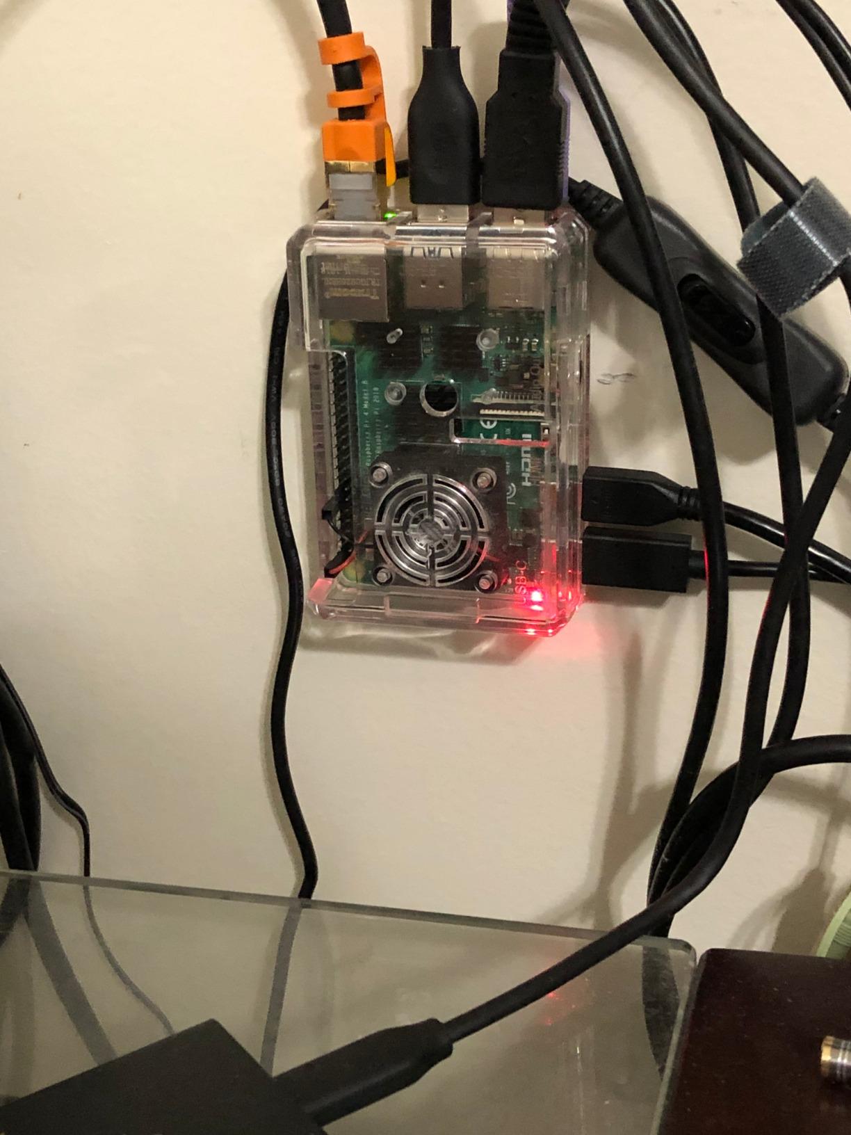 Vilros Raspberry Pi 4 Complete Starter Kit- Includes Raspberry Pi 4 Board, Fan Cooled Case, 64GB Preloaded Micro SD Card and More (4GB, Clear Transparent Case) customer photo 1
