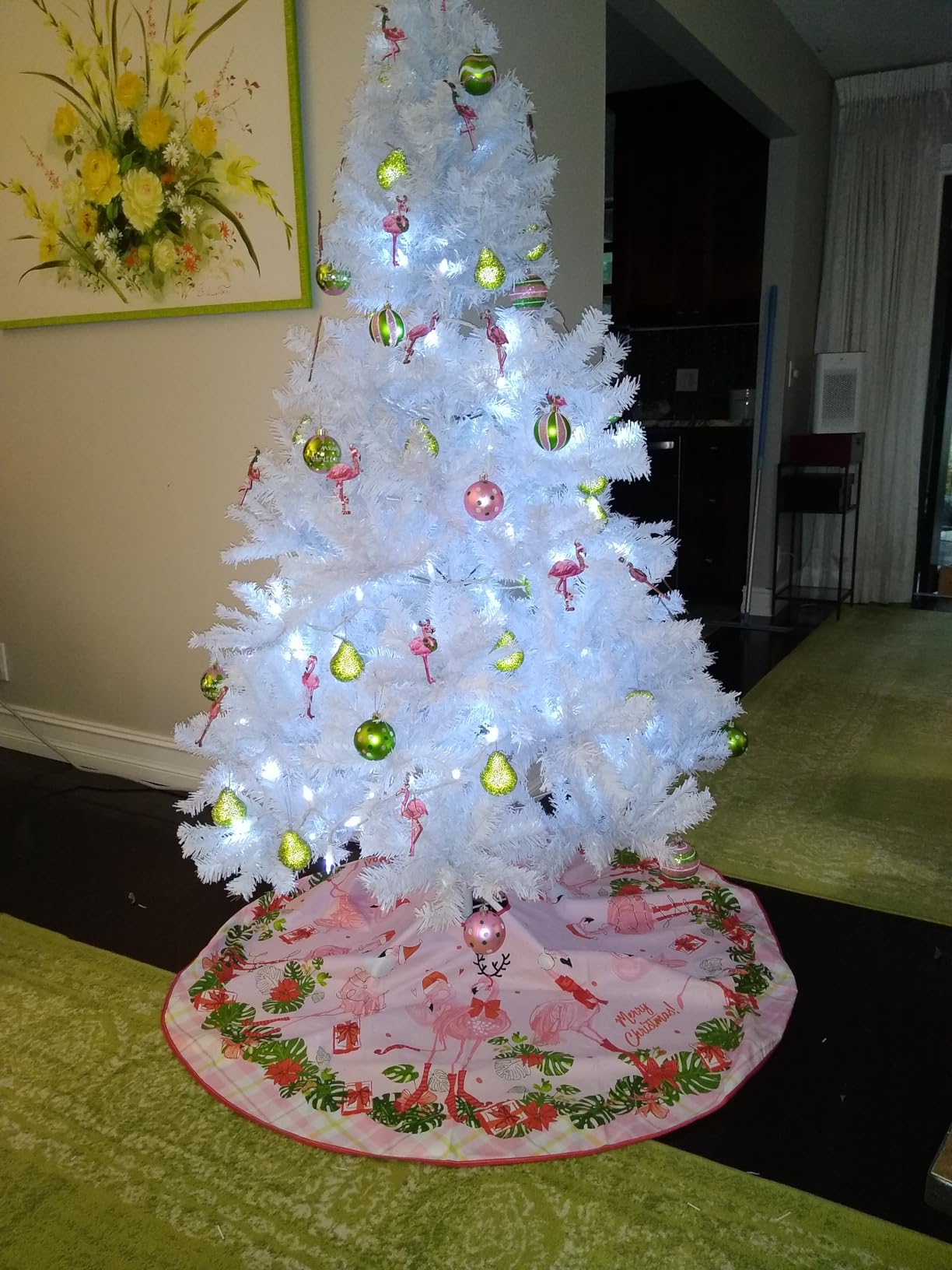 Goplus White Artificial Christmas Tree, 9ft Premium Unlit Hinged Spruce Full Tree, with Metal Stand, Easy Assembly, for Indoor and Outdoor Use customer photo 1