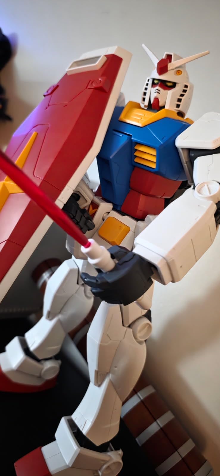 Electronic Arts Bandai Hobby - RX-78-2 GUNDAM 1/48, Bandai Mega Size Black customer photo 1