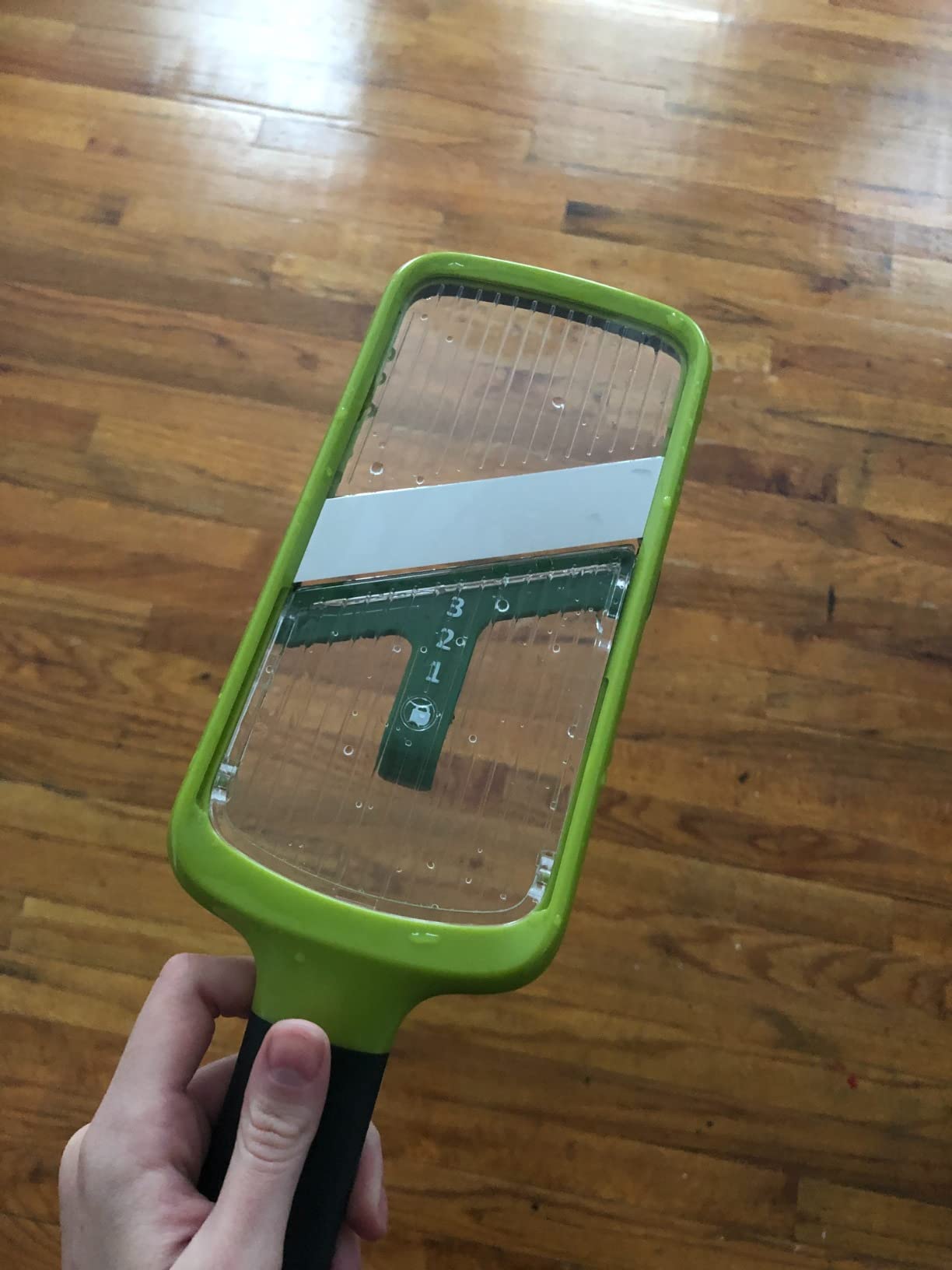 Joseph Joseph Multi-Grip Hand-held Kitchen Mandoline, Fruit and Vegetable Slicer with Food Grip and Adjustable Blades, Dishwasher Safe customer photo 2