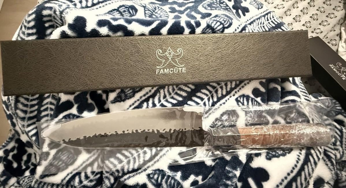 FAMCÜTE 8