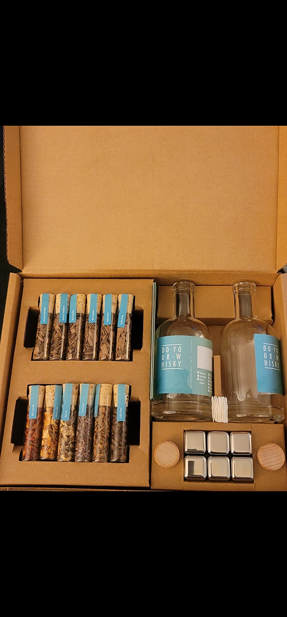 DO Your Whisky | DIY Whiskey Infusion Set | Whiskey Making Kit | 12 Woodchips & Botanicals | 6 Whiskey Stones & Recipe Guide Anniversary, or Birthday Gift for Him customer photo 1