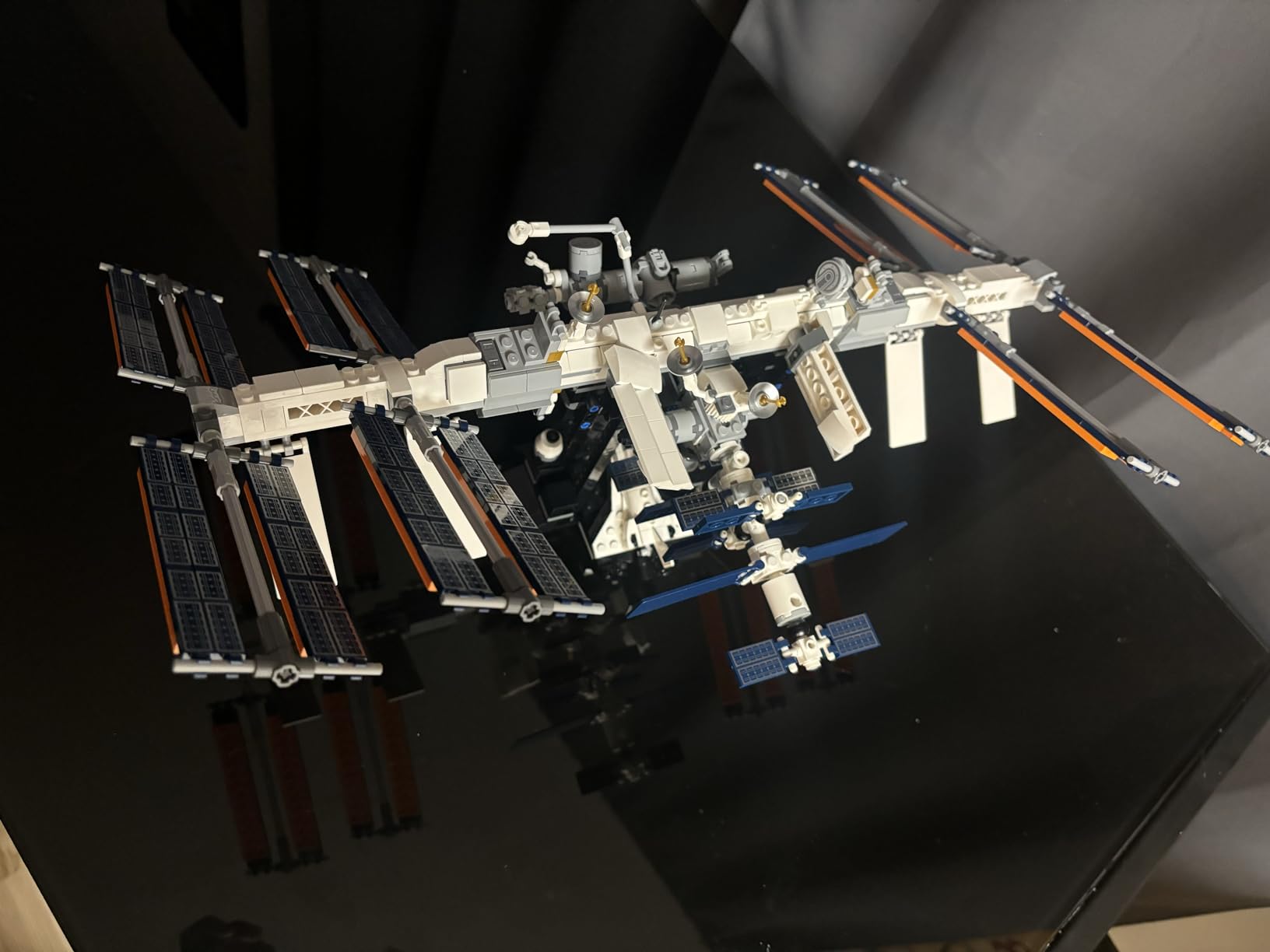 LEGO Ideas International Space Station 21321 Building Kit, Adult Set for Display, Makes a Great Birthday Present (864 Pieces) customer photo 2