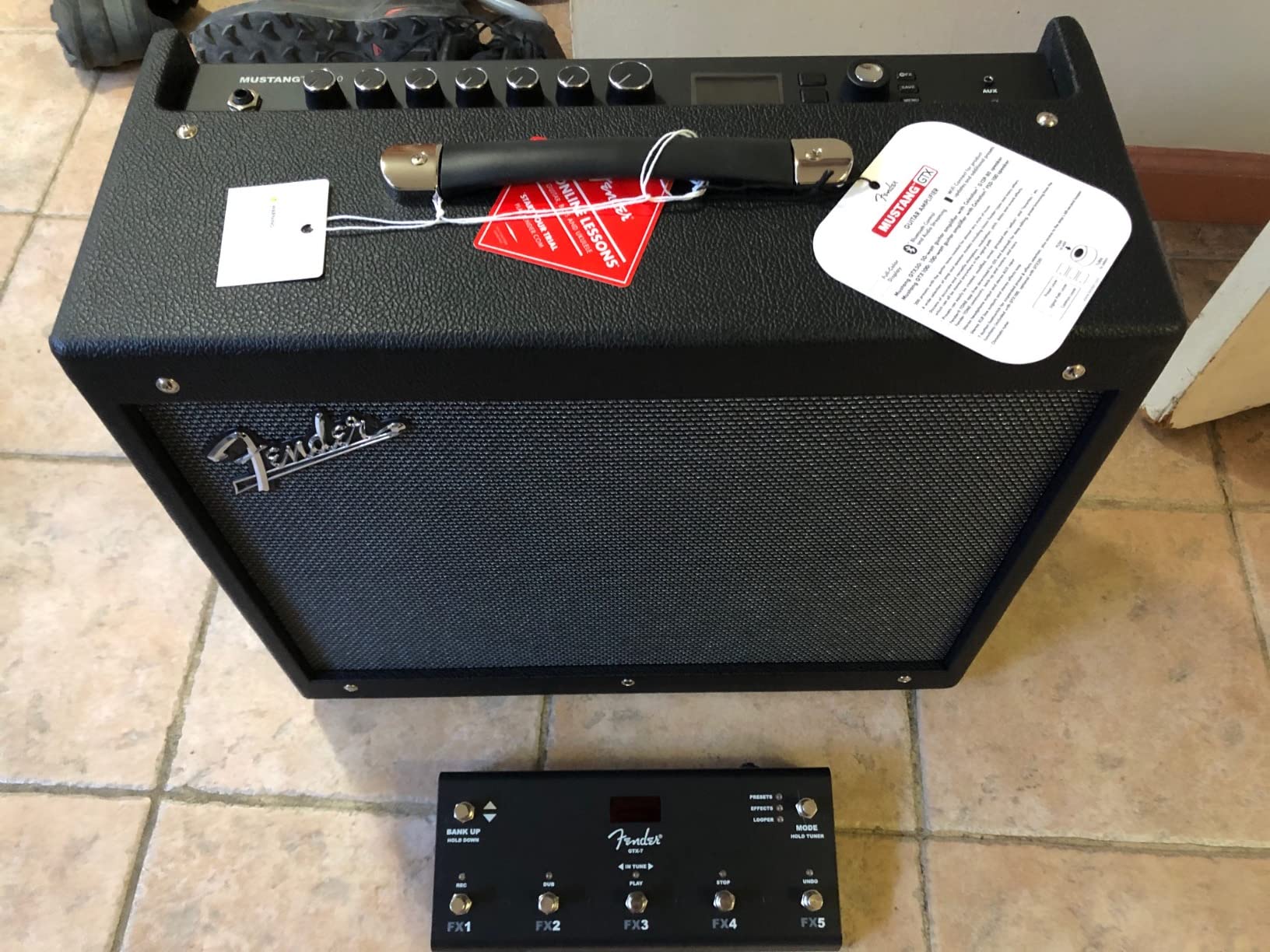 Fender Mustang GTX100 Guitar Amplifier Combo with Speaker, Bluetooth, WiFi | 200 presets, 12