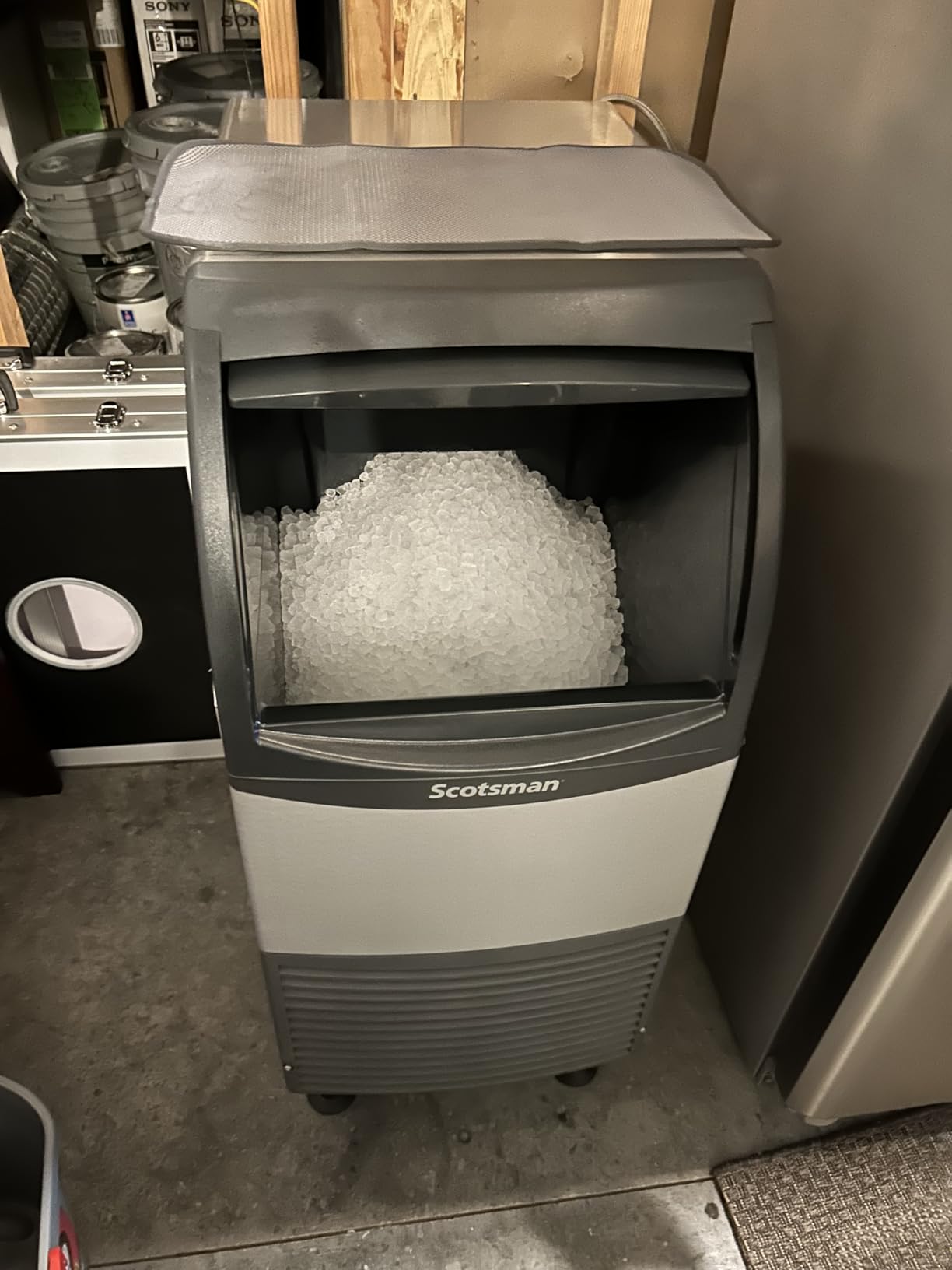 Scotsman UN0815A-1 15-Inch Air-Cooled Nugget Undercounter Ice Maker Machine with 36 lb. Storage Capacity, 79 lbs/Day, 115v, NSF customer photo 1