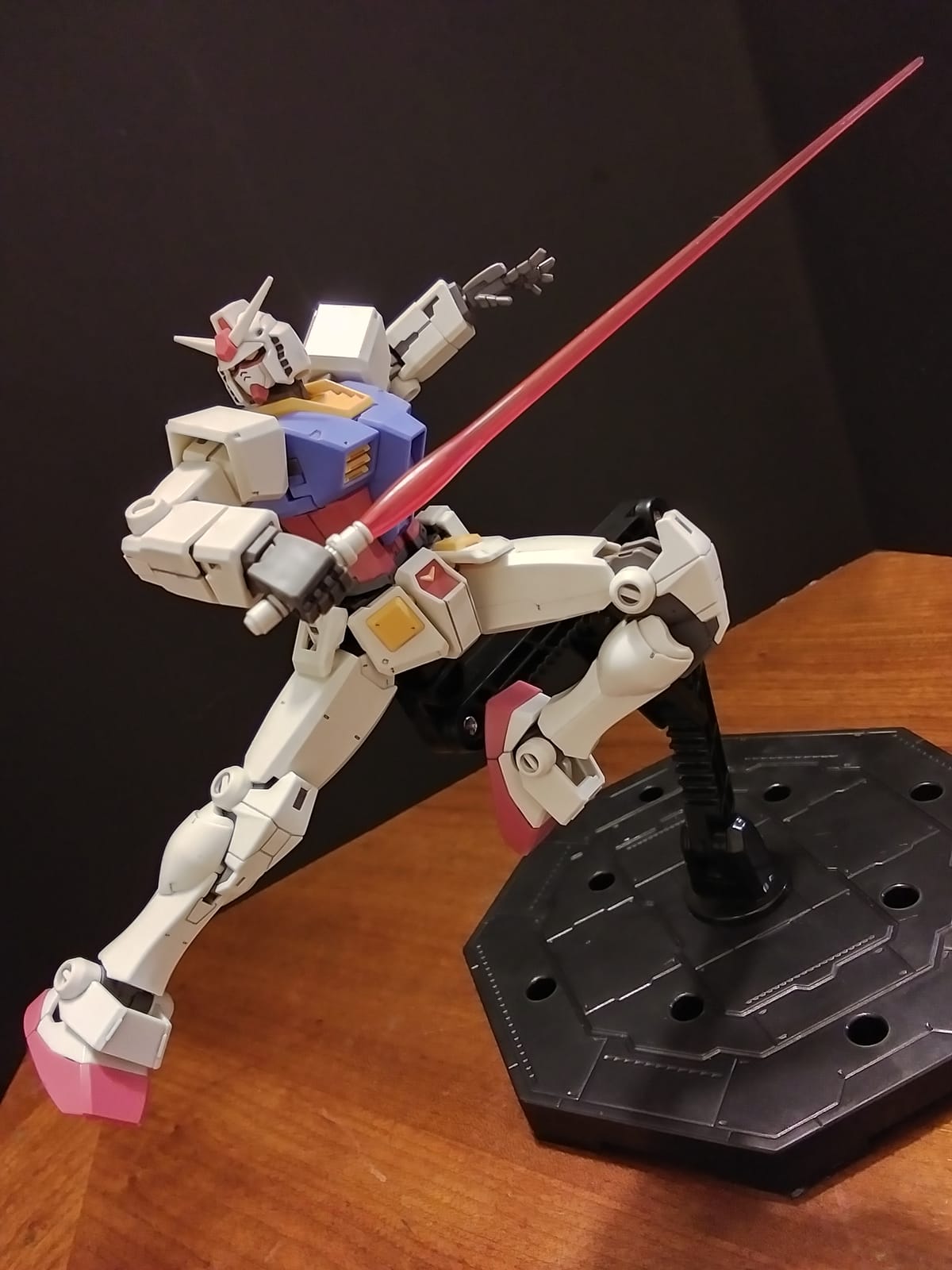 Bandai Hobby - Gundam - RX-78-2 Gundam (Beyond Global) HG 1/144 Model Kit customer photo 1
