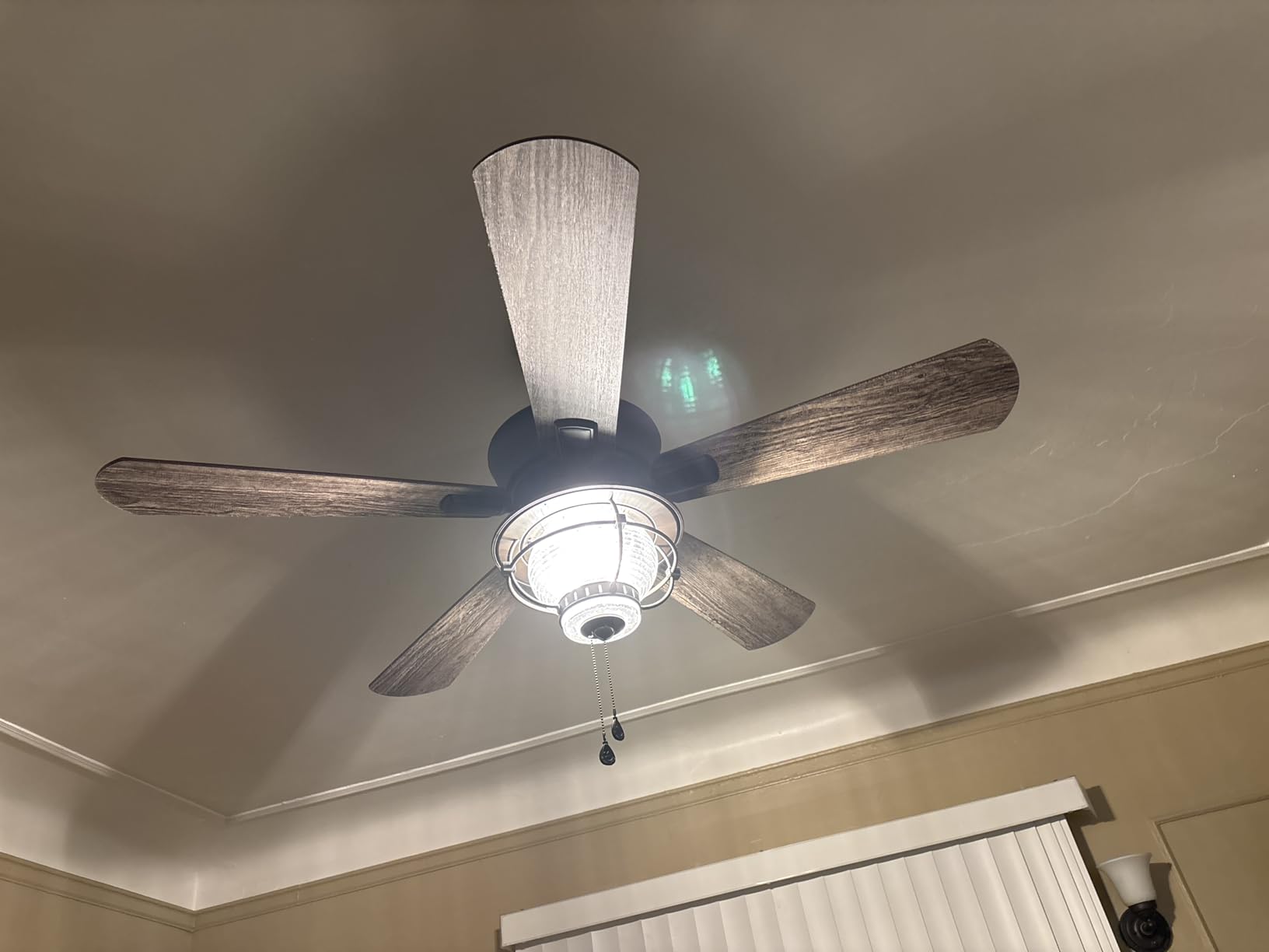 Harbor Breeze Merrimack II 52-in Matte Bronze LED Indoor/Outdoor Ceiling Fan with Light Kit (5-Blade) customer photo 1