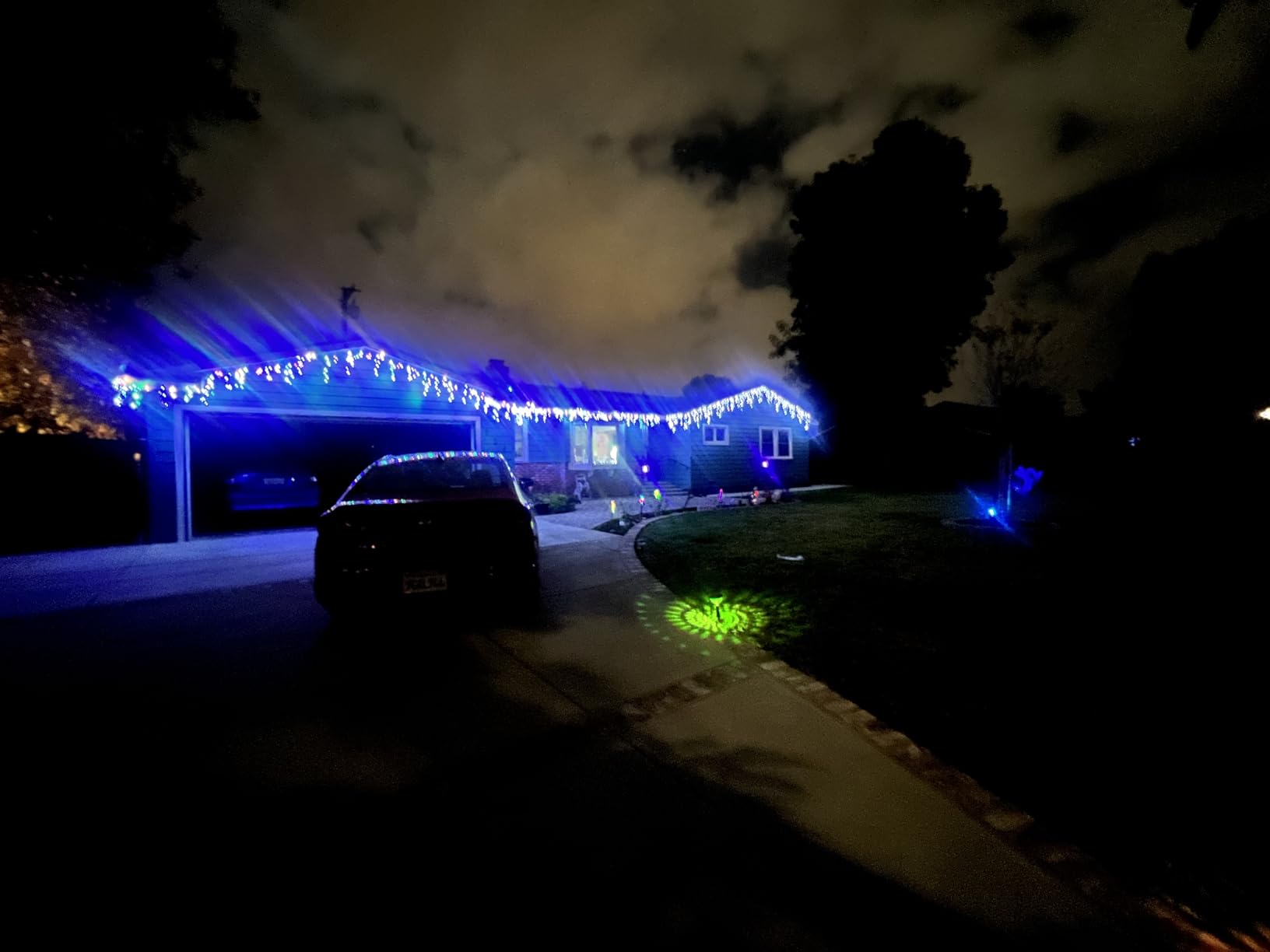 Brizled Warm White Christmas Icicle Lights with Remote, 360 LED Connectable | 29ft 8 Modes Plugin Xmas Roof Light with 60 Drops; Dimmable & Timer; Memory; Indoor Outdoor Waterproof for Wedding Holidays customer photo 2