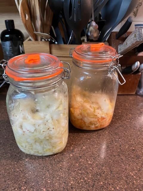 JILLMO Wide Mouth Glass Fermentation Jar with Airlock & Glass Weight, 1.5L Fermenting Jar for Sauerkraut, Kimchi, Pickles & More,Pack of 2 customer photo 1