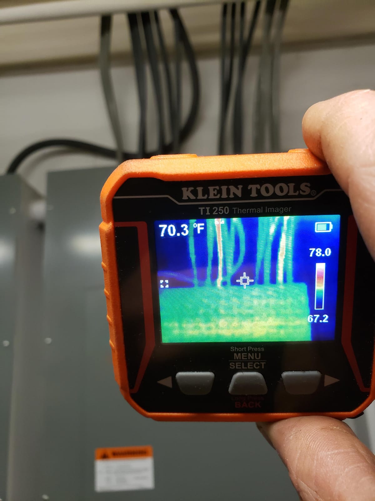 Klein Tools TI250 Rechargeable Thermal Imaging Camera, Camera Displays Over 19,200 Pixels with 3 Color Palettes, High / Low Temperature Points customer photo 2