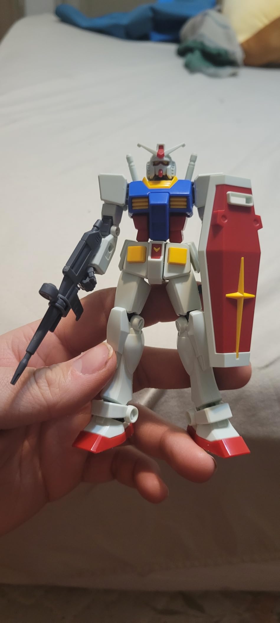 Bandai Hobby - Mobile Suit Gundam - 1/144 RX-78-2 Gundam, Bandai Spirits Entry Grade Model Kit customer photo 2