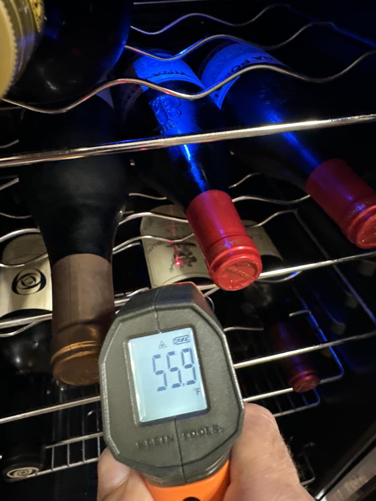 BLACK+DECKER 26 Bottle Wine Fridge with Interior Light and Mechanical Temperature Control, Compressor Cooling Wine Cooler Refrigerator customer photo 2