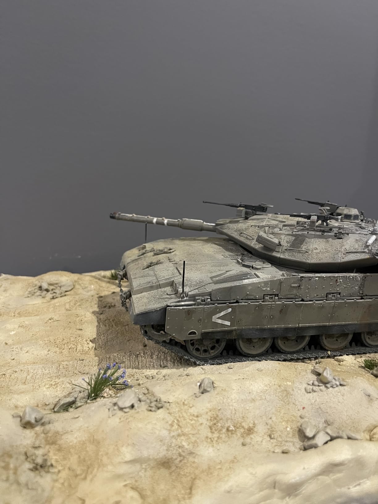 TAKOM TAK2133 1/35 Israeli Main Battle Tank Merkava Mk.2D customer photo 2