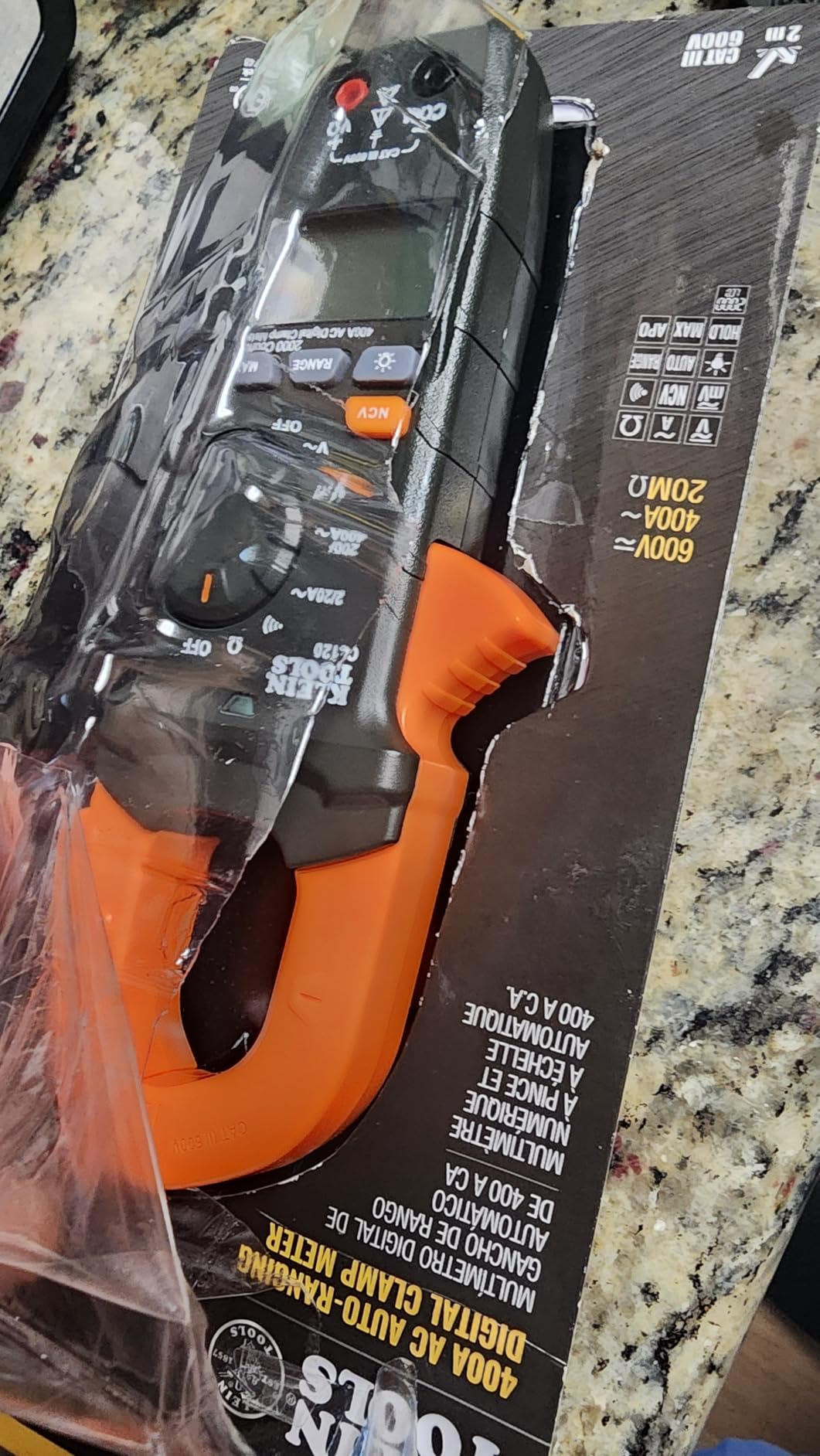 Klein Tools CL120 Digital Clamp Meter, Auto-Ranging 400 Amp AC, AC/DC Voltage, Resistance, Continuity, Non-Contact Voltage Tester Detection customer photo 2