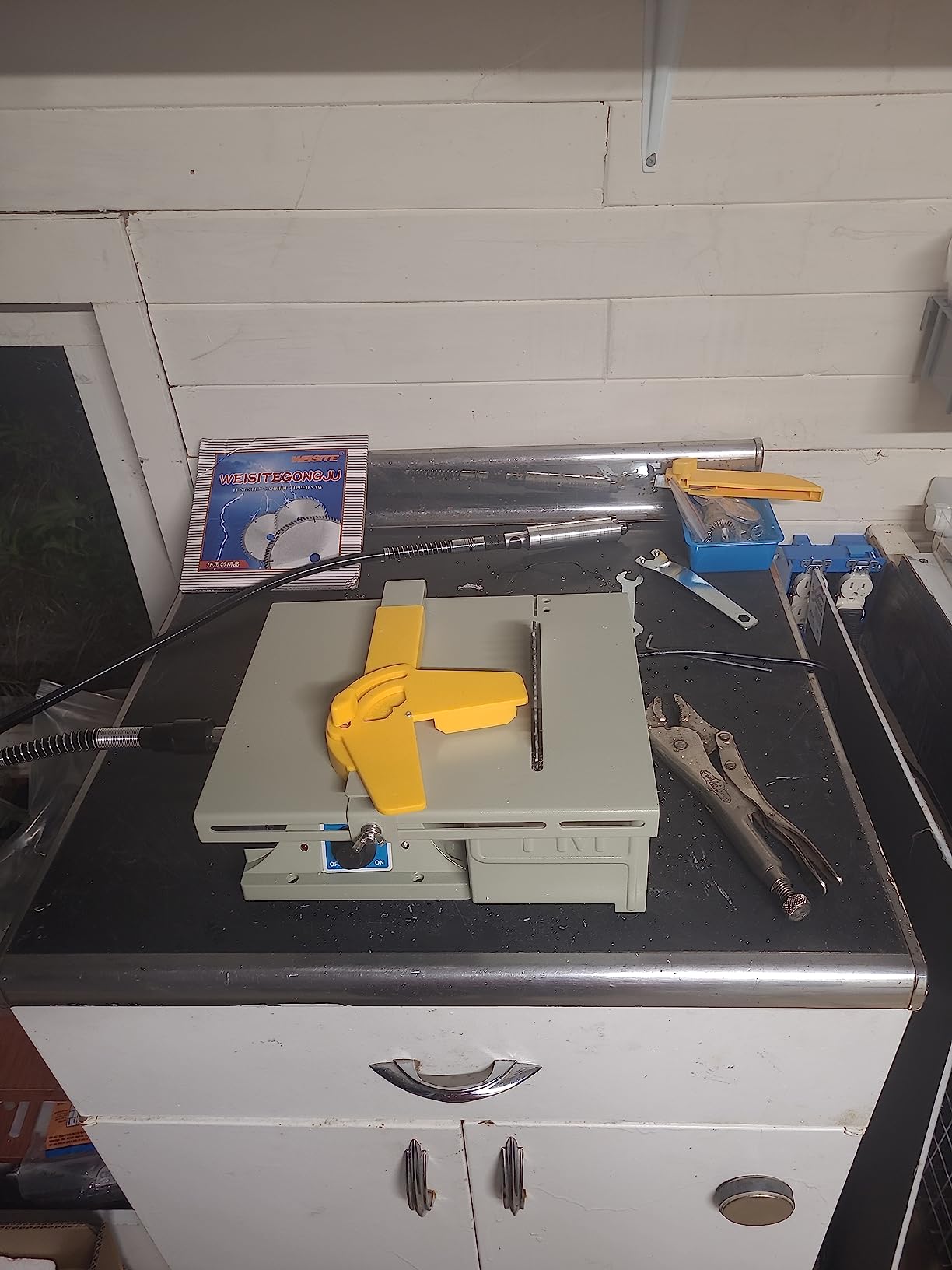 Mini Table Saw Rock, Lapidary Equipment DIY Jewelry Polishing Bench Buffer Grinding Machine, 0-10000r/min with Flexible Shaft for Home Woodworking Carving Hobbies customer photo 1
