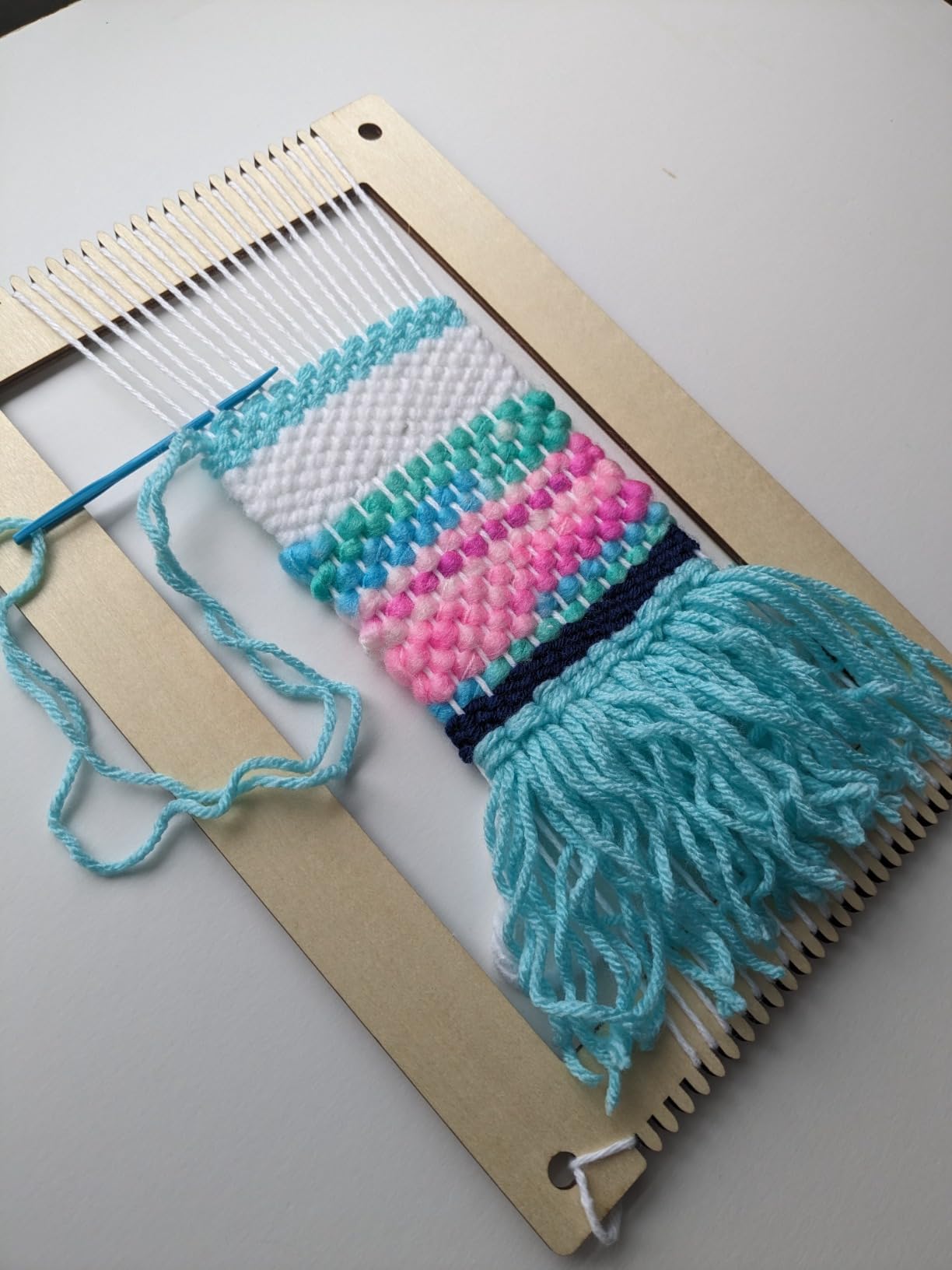 Hand U Journey Rectangle Weaving Loom Kit 7.9''x11.8'' and 5.3''x7.8'', 2 Set with Weaving Tools and 16 Pages Instruction Book-Size M customer photo 2