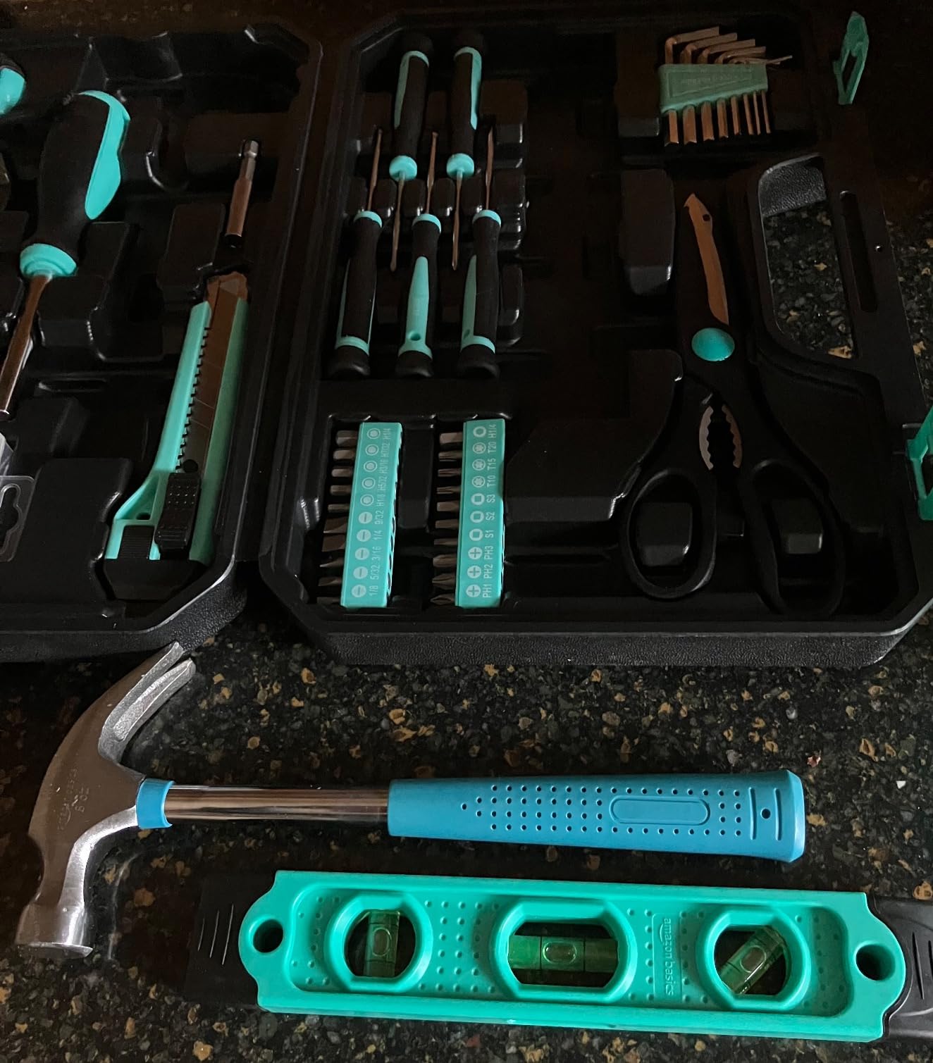 Amazon Basics 142-Piece Household Tool Kit for Home Repair, Hand Tools with Storage Case, Turquoise customer photo 2