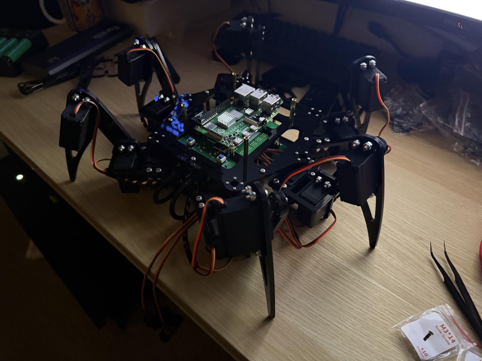 Freenove Big Hexapod Robot Kit for Raspberry Pi 5 4 B 3 B+ Zero 2 W, Walking, Self Balancing, Face Recognition, Ultrasonic Ranging, App Control, Camera, Servo (Raspberry Pi NOT Included) customer photo 2