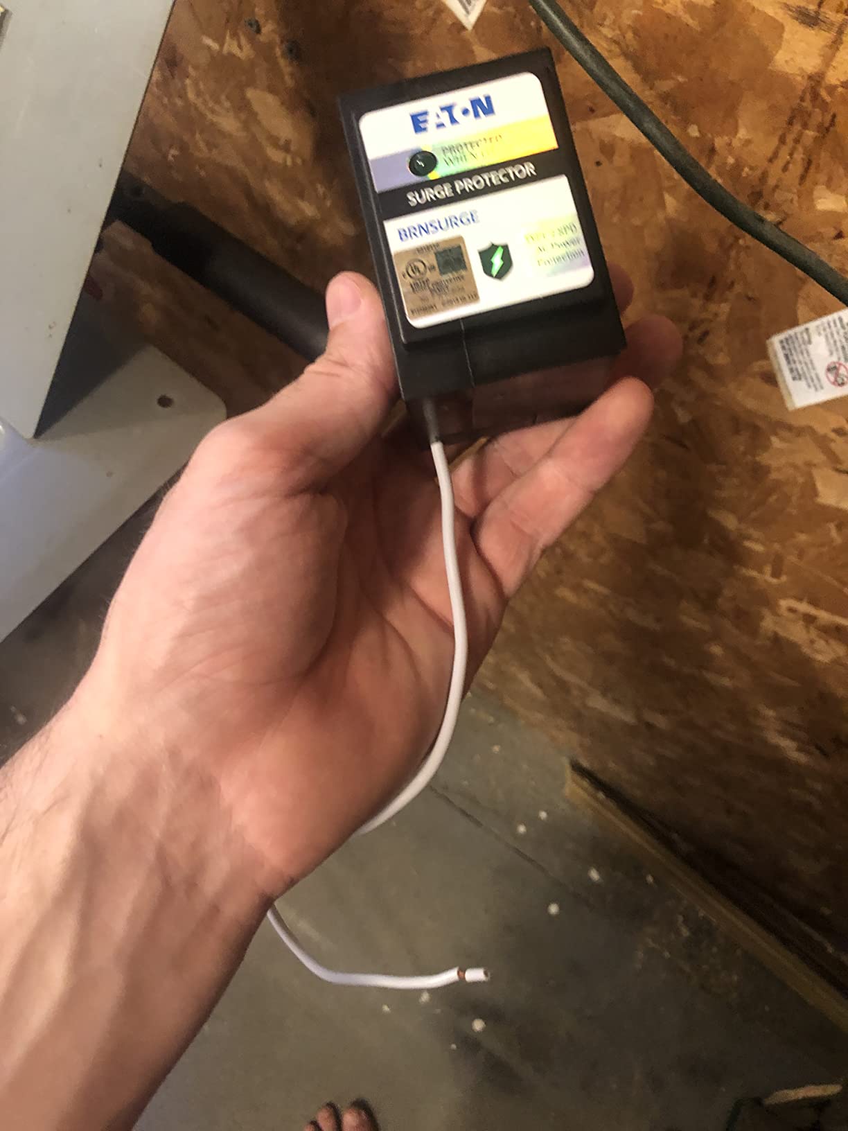 Eaton BRNSURGE Type BR Whole-Panel Circuit Breaker Surge Protective Device customer photo 1