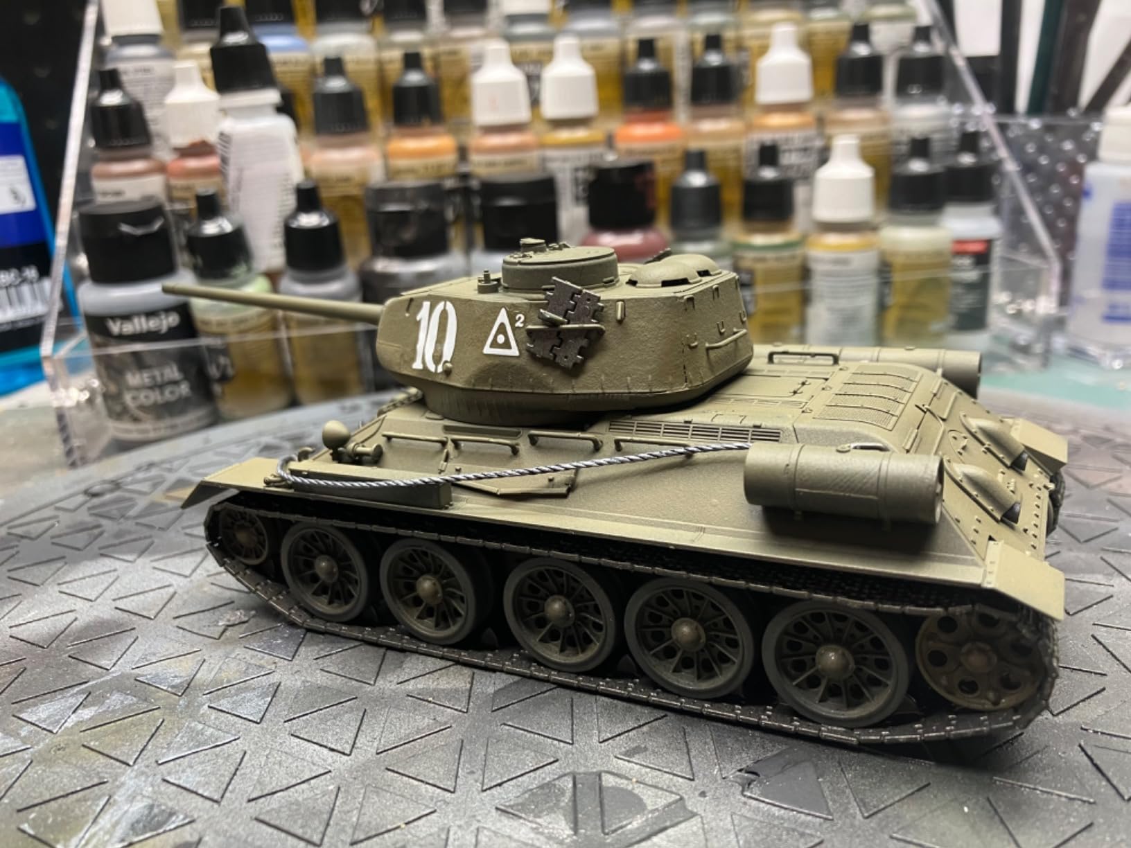 TAMIYA 1/48 Russian Medium Tank T-34-85 TAM32599 Plastic Models Armor/Military customer photo 2