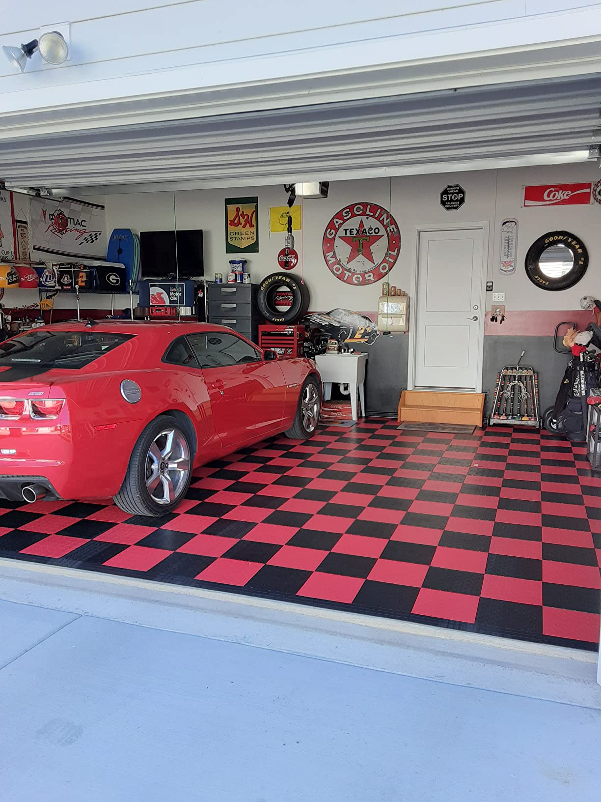 Speedway Diamond Interlocking Garage Floor Tiles 12 x 12 x 0.5 in, Black, 50 Piece Set customer photo 1