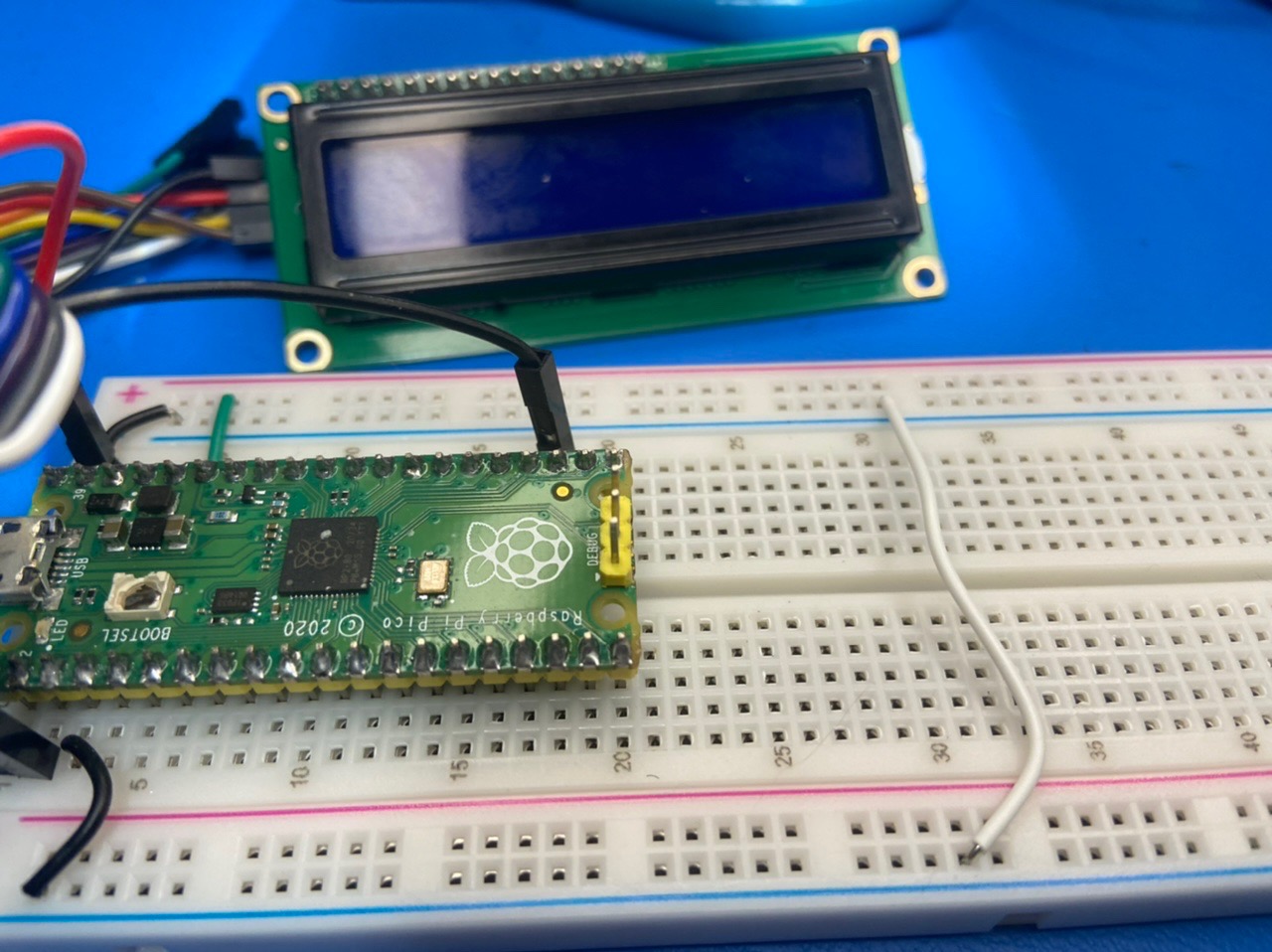SunFounder Starter Kit for Raspberry Pi Pico with 40 Projects Online Tutorials, MicroPython C Piper Make Code, One-Stop Learning Electronics and Programming for Raspberry Pi Arduino Beginners Experts customer photo 1
