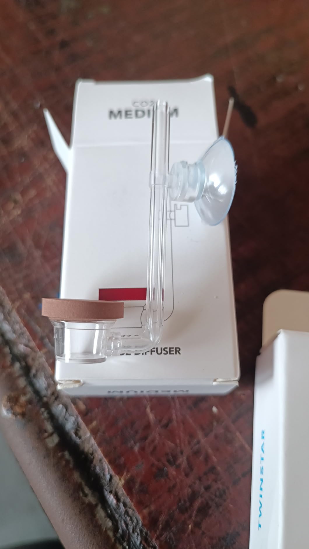 TWINSTAR CO2 Diffuser | Freshwater Aquariums up to 120 gallons | Ultra Clear Acrylic - Made in South Korea | Extremely Fine Pearls | More Porous Membrane (S-15mm) customer photo 2